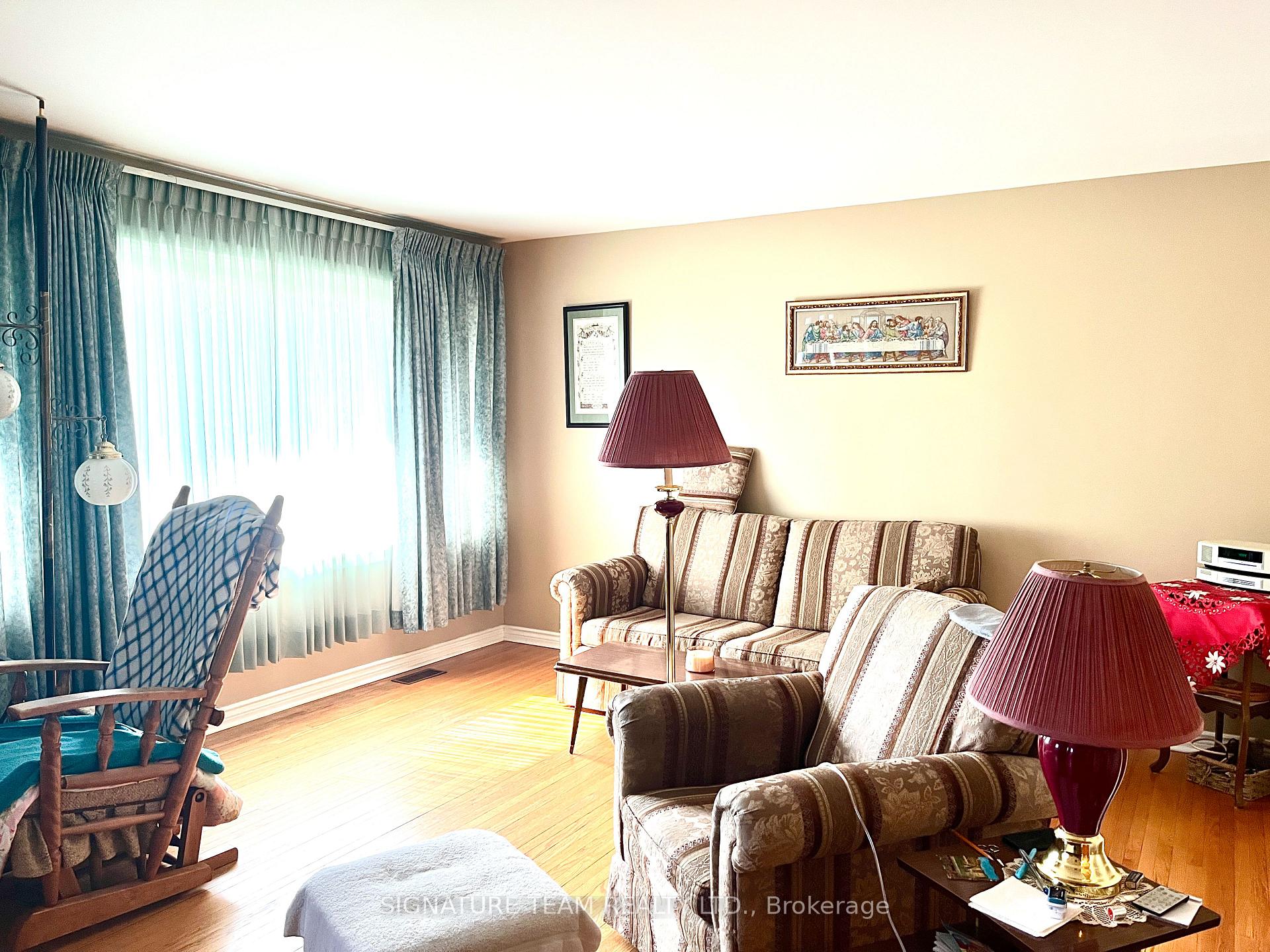 Photo 12 of 595 Cecelia Street, Pembroke, Pembroke — HOMEH
