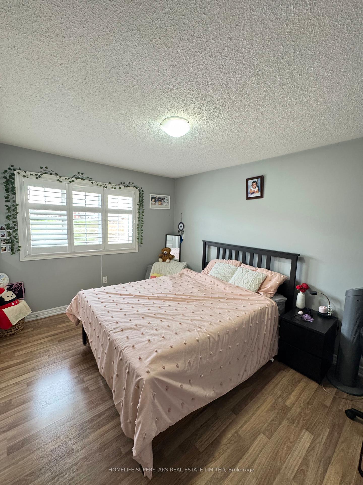 Photo 30 of 126 Martin Byrne Drive, Brampton, Toronto Gore Rural Estate — HOMEH