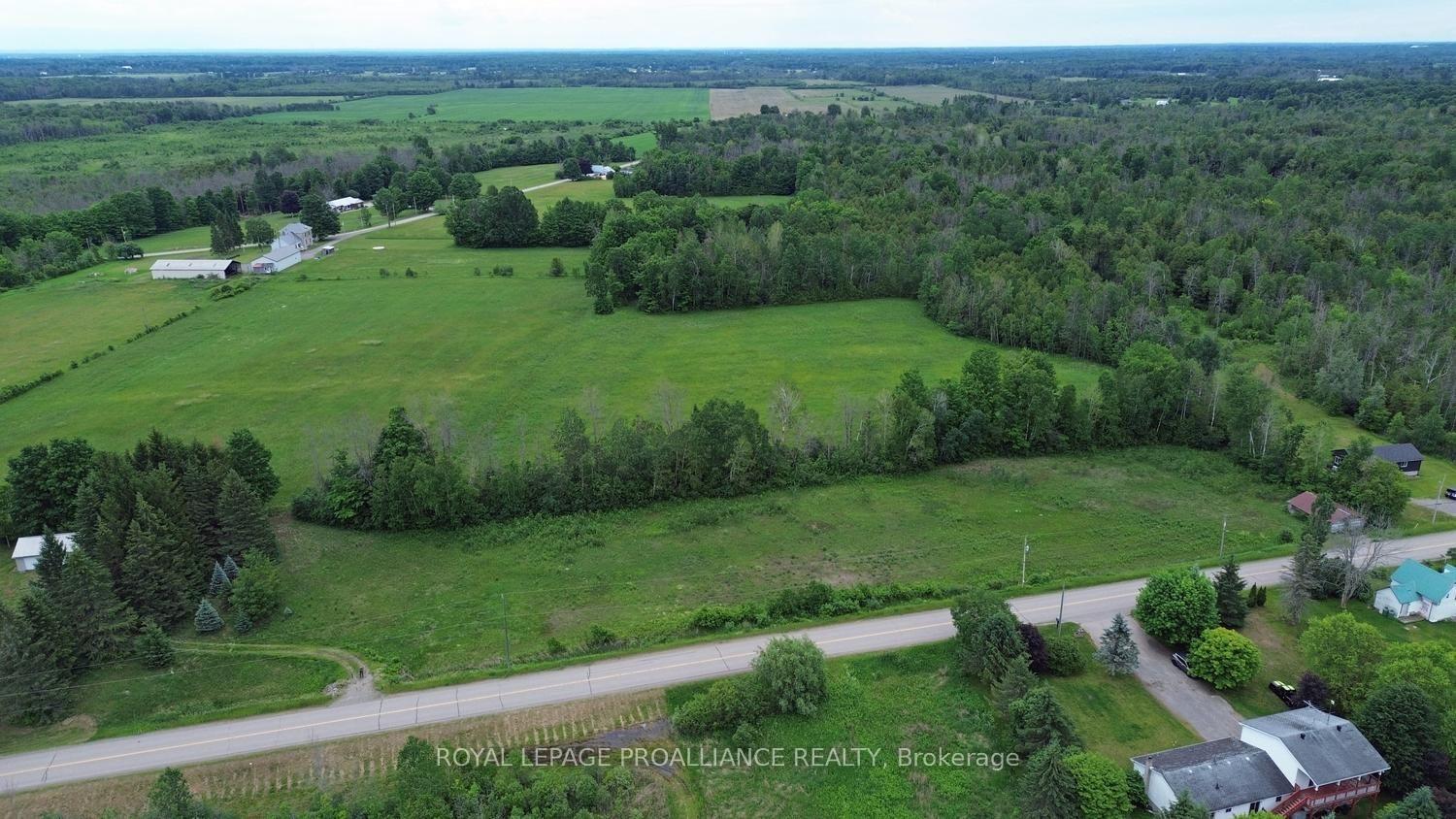 Photo 16 of 6401- A 6th Concession Road, Augusta, Augusta Twp — HOMEH