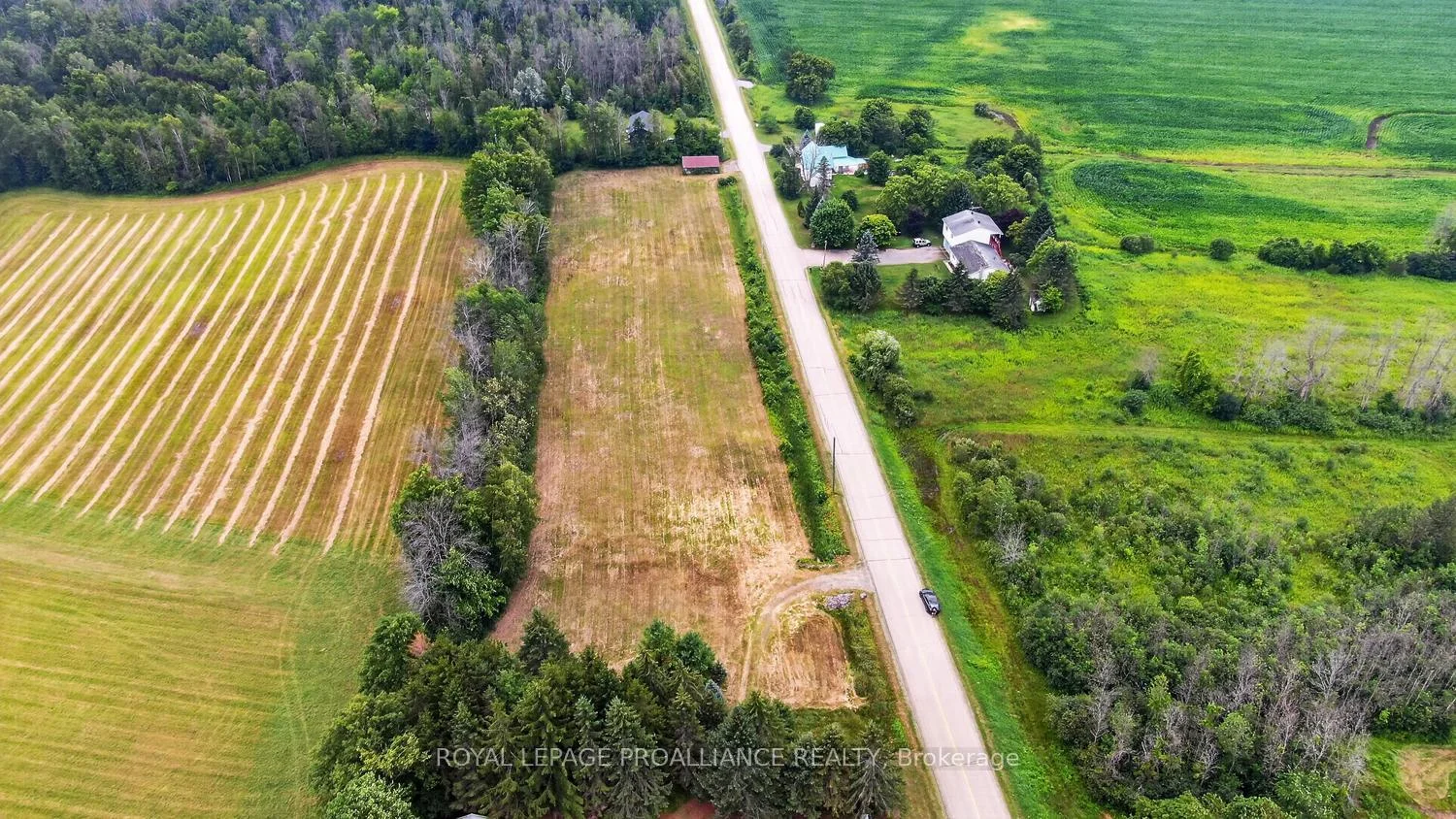 Photo 6 of 6401- A 6th Concession Road, Augusta, Augusta Twp — HOMEH