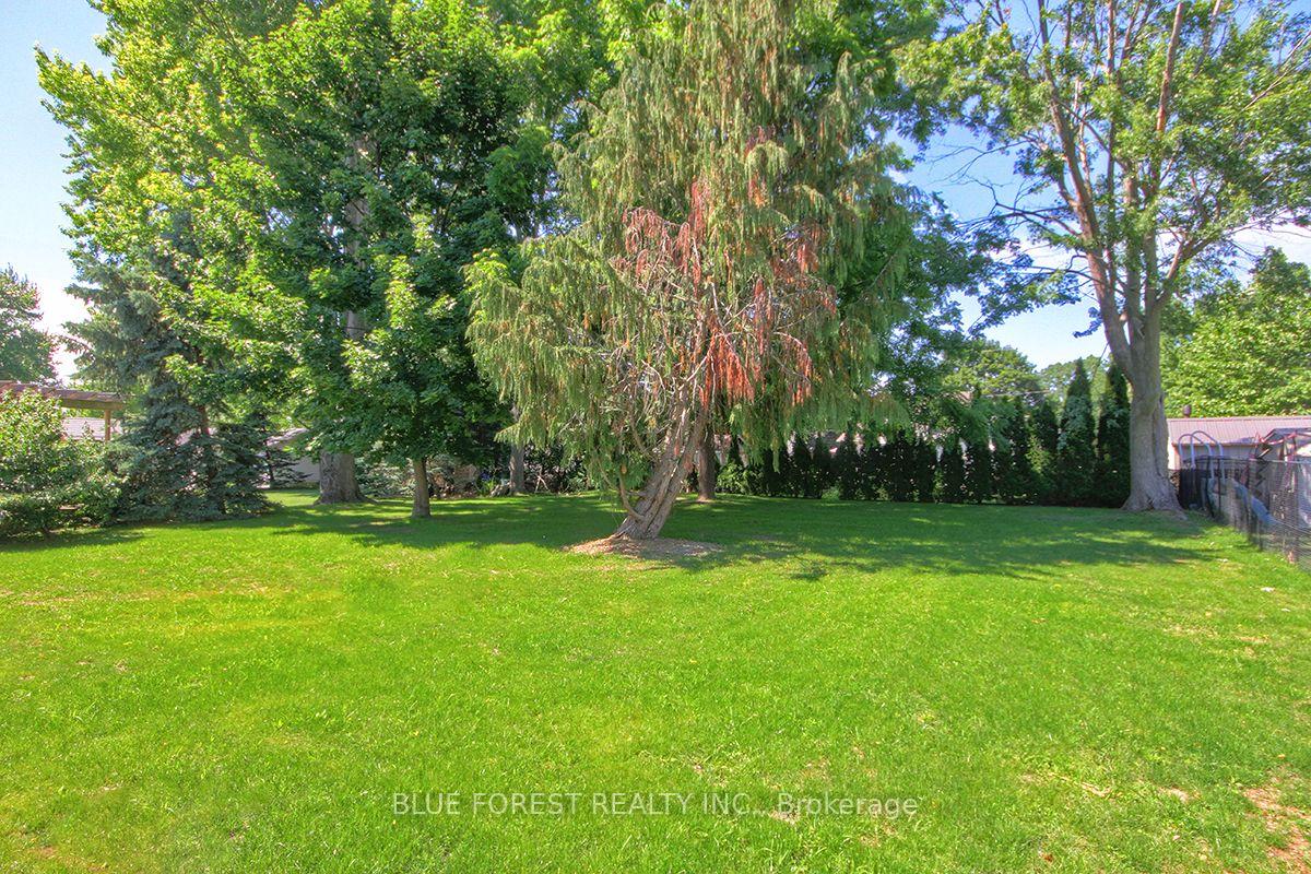 Photo 25 of 454 Trerice Street, Chatham-Kent, Dresden — HOMEH