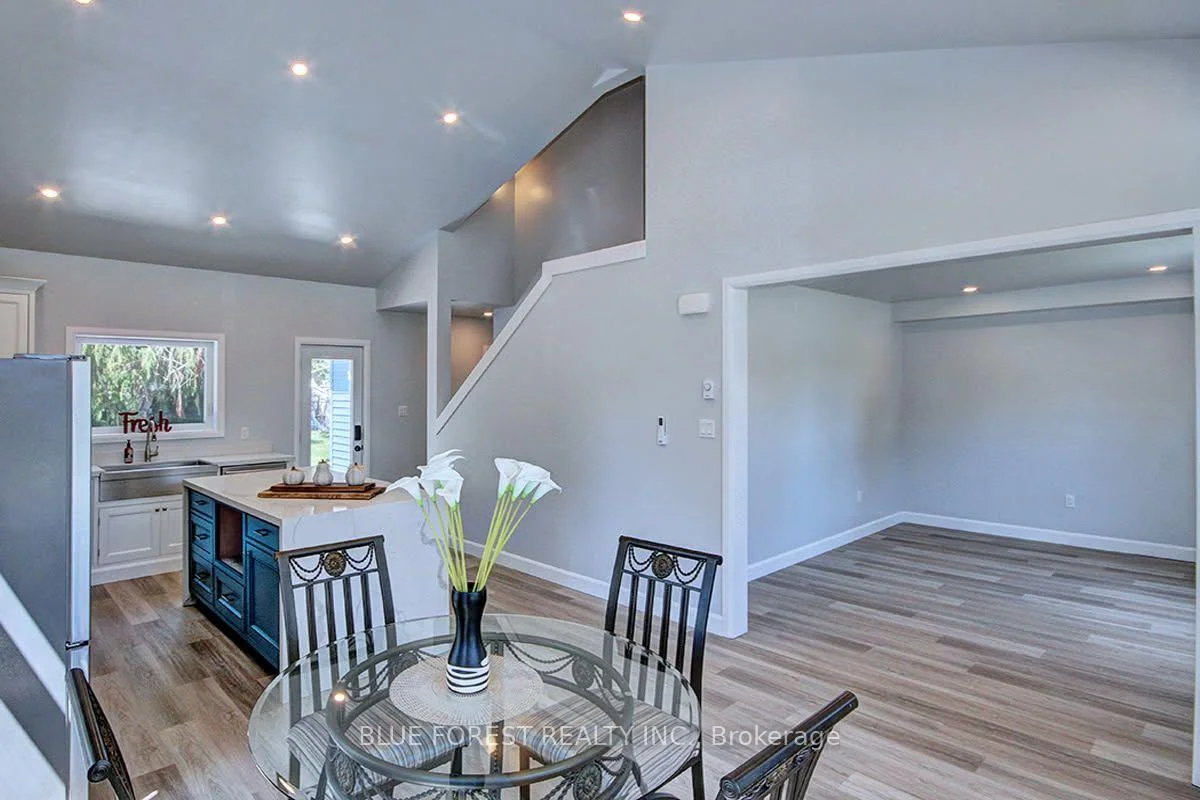 Photo 33 of 454 Trerice Street, Chatham-Kent, Dresden — HOMEH