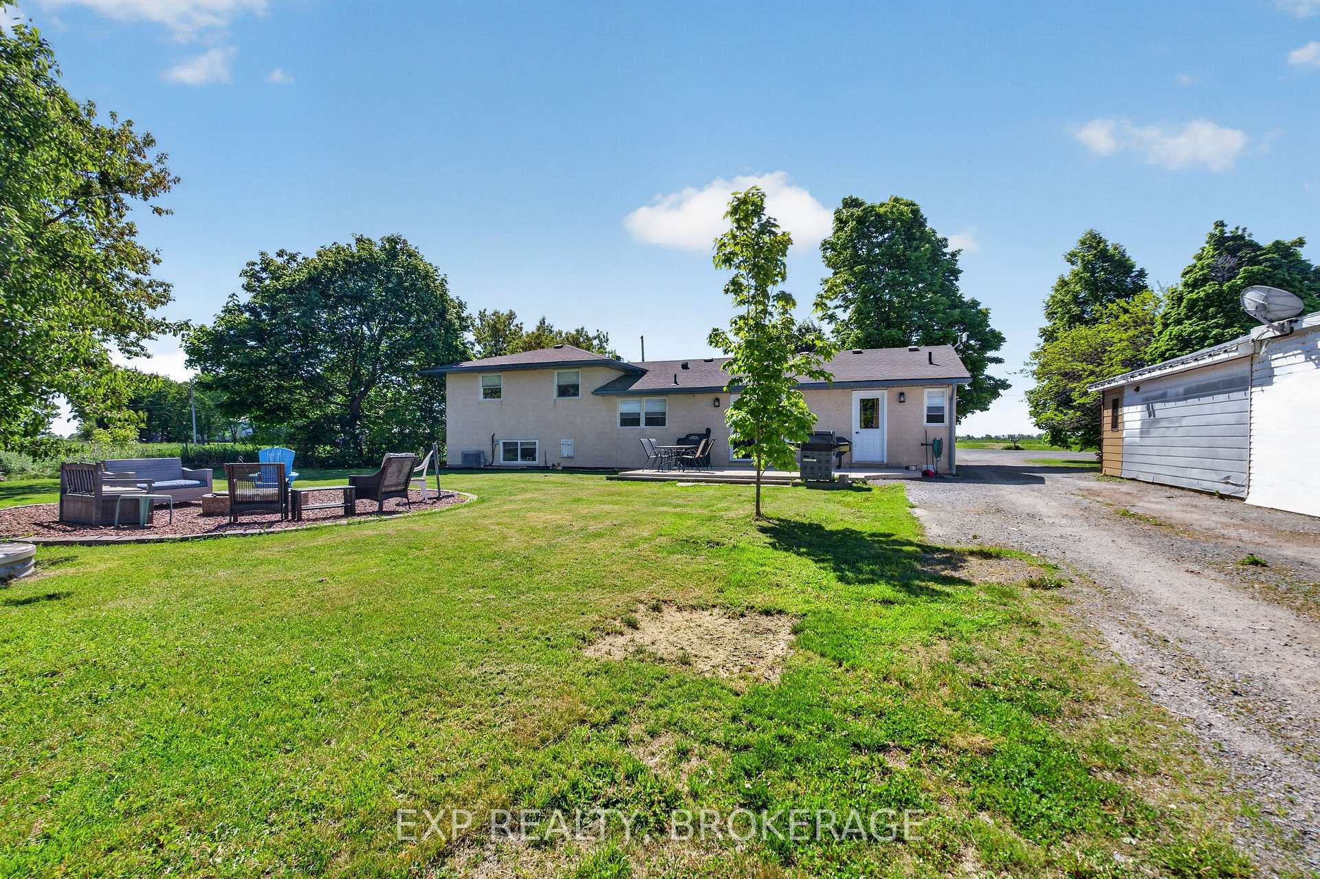 Photo 43 of 2214 Highway 96, Frontenac Islands, Wolfe Island — HOMEH