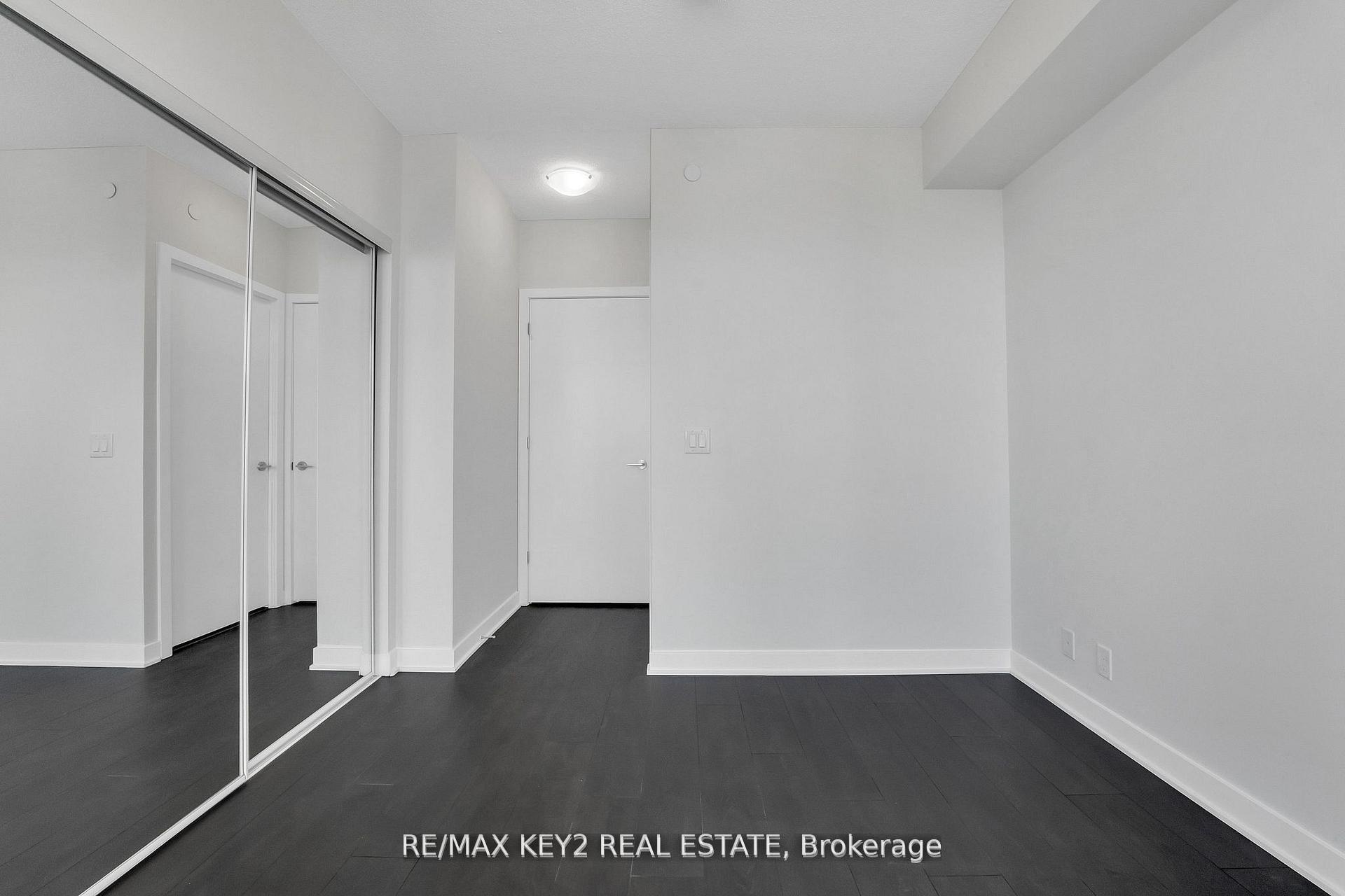 Photo 12 of Unit 3402, 2221 Yonge Street, Toronto, Mount Pleasant West — HOMEH