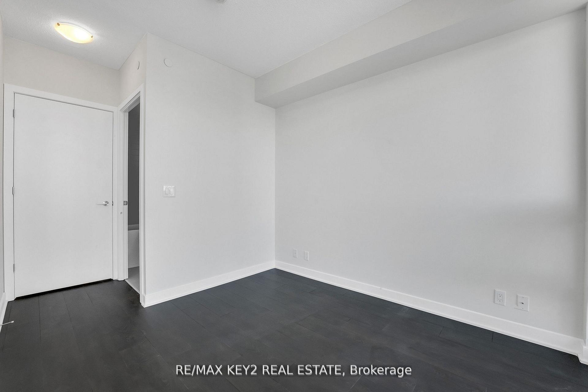 Photo 13 of Unit 3402, 2221 Yonge Street, Toronto, Mount Pleasant West — HOMEH