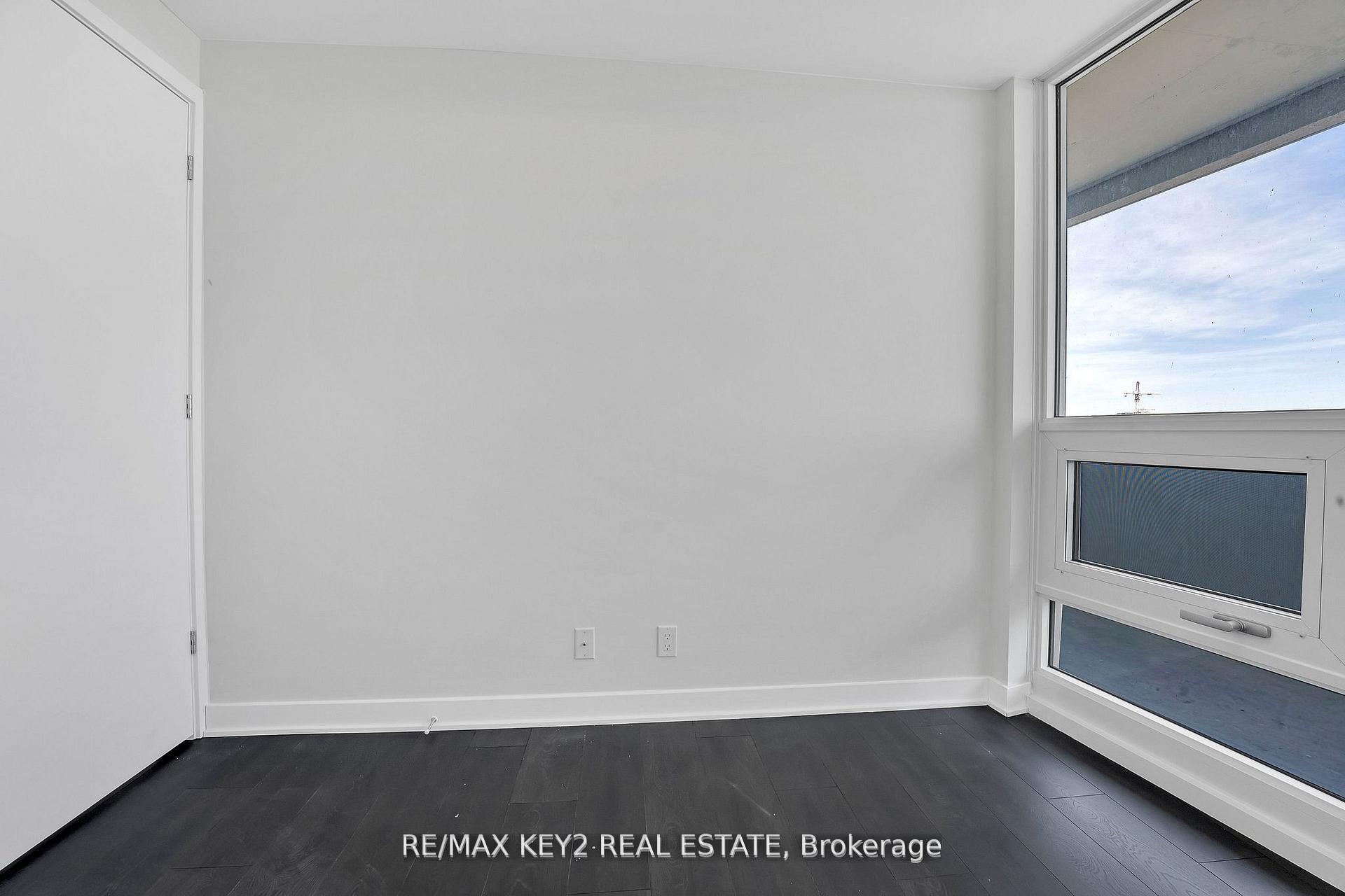 Photo 19 of Unit 3402, 2221 Yonge Street, Toronto, Mount Pleasant West — HOMEH