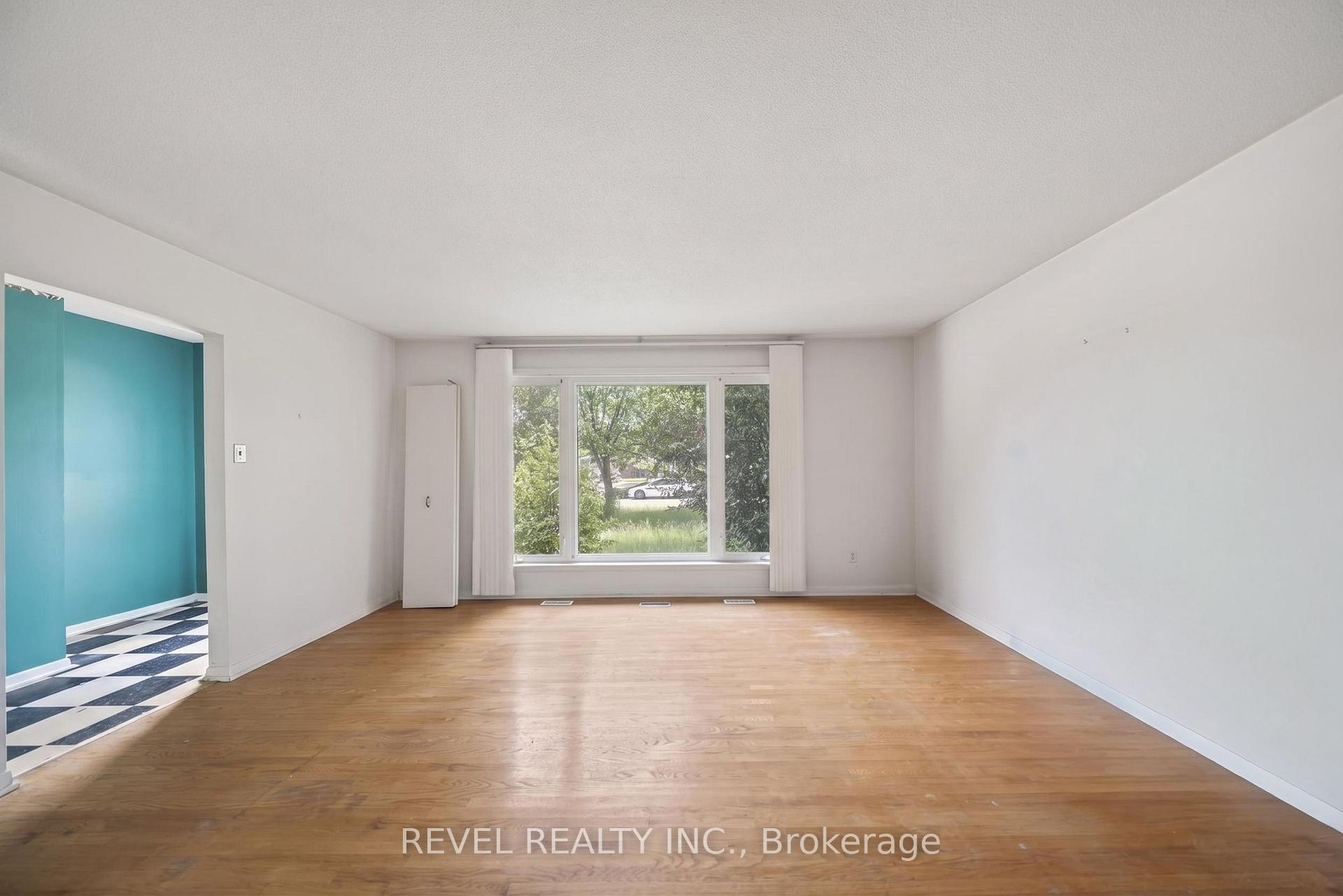 Photo 8 of 9 Deloraine Drive, Brampton, Southgate — HOMEH