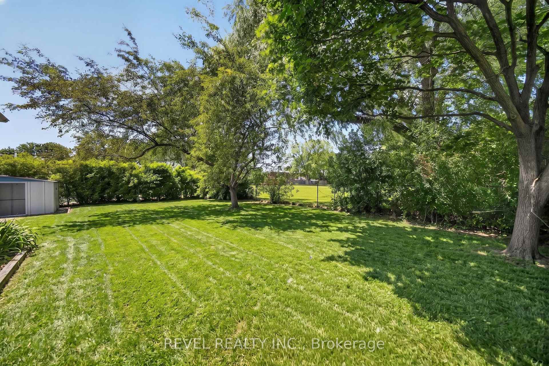 Photo 23 of 9 Deloraine Drive, Brampton, Southgate — HOMEH
