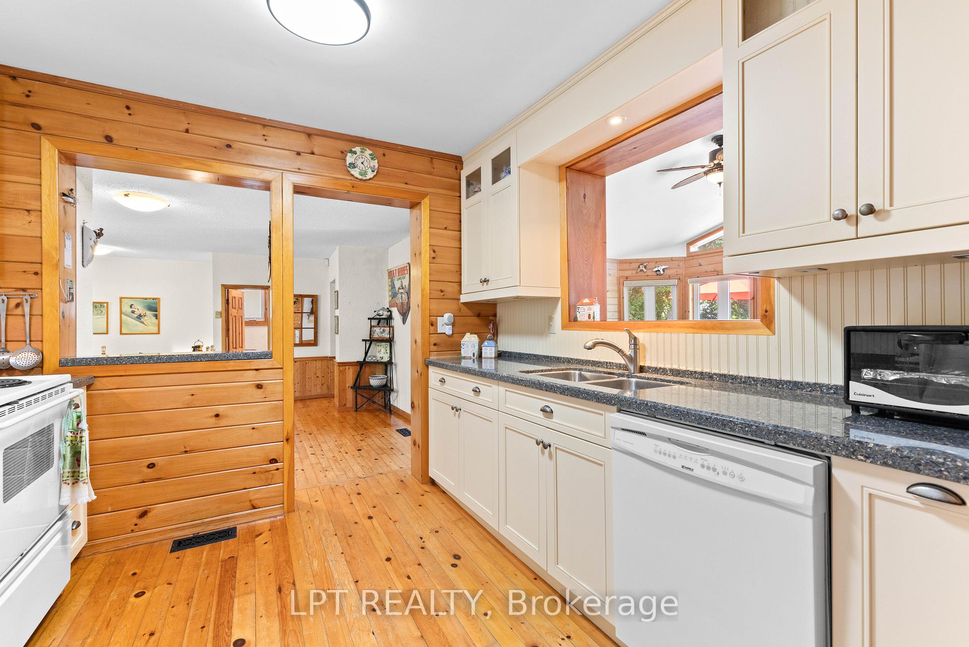 Photo 21 of 25300 Maple Beach Road, Brock, Beaverton — HOMEH