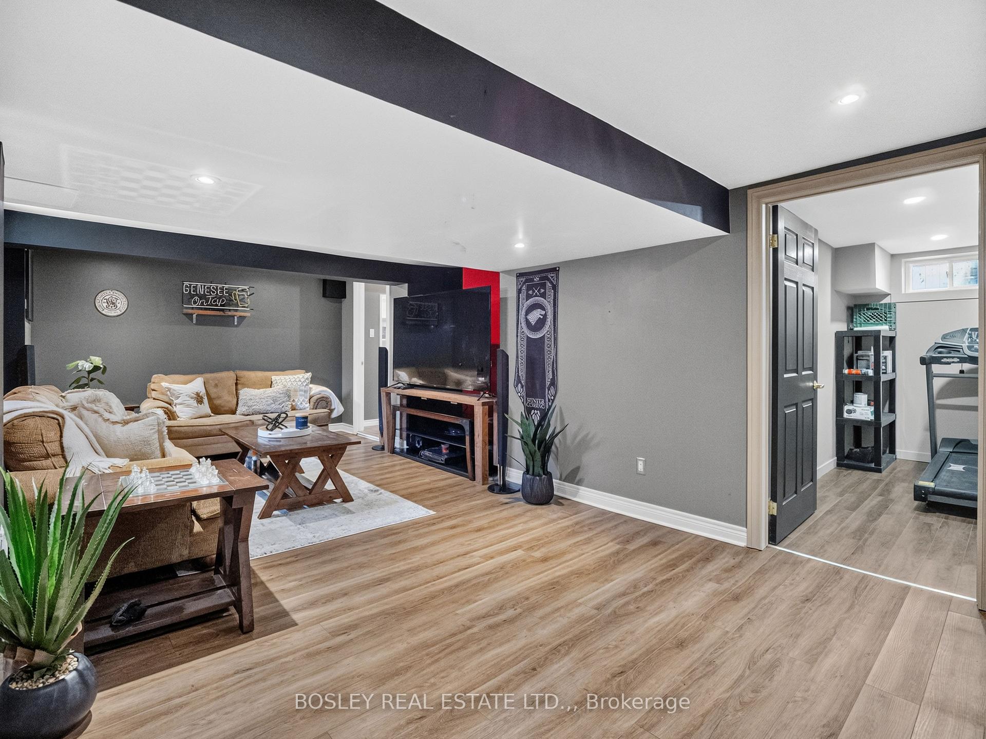 Photo 21 of 2 Monro Street, St. Catharines, Fairview — HOMEH