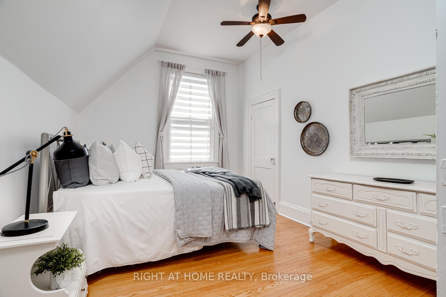 Photo 27 of 354 Queen Street, Scugog, Port Perry — HOMEH