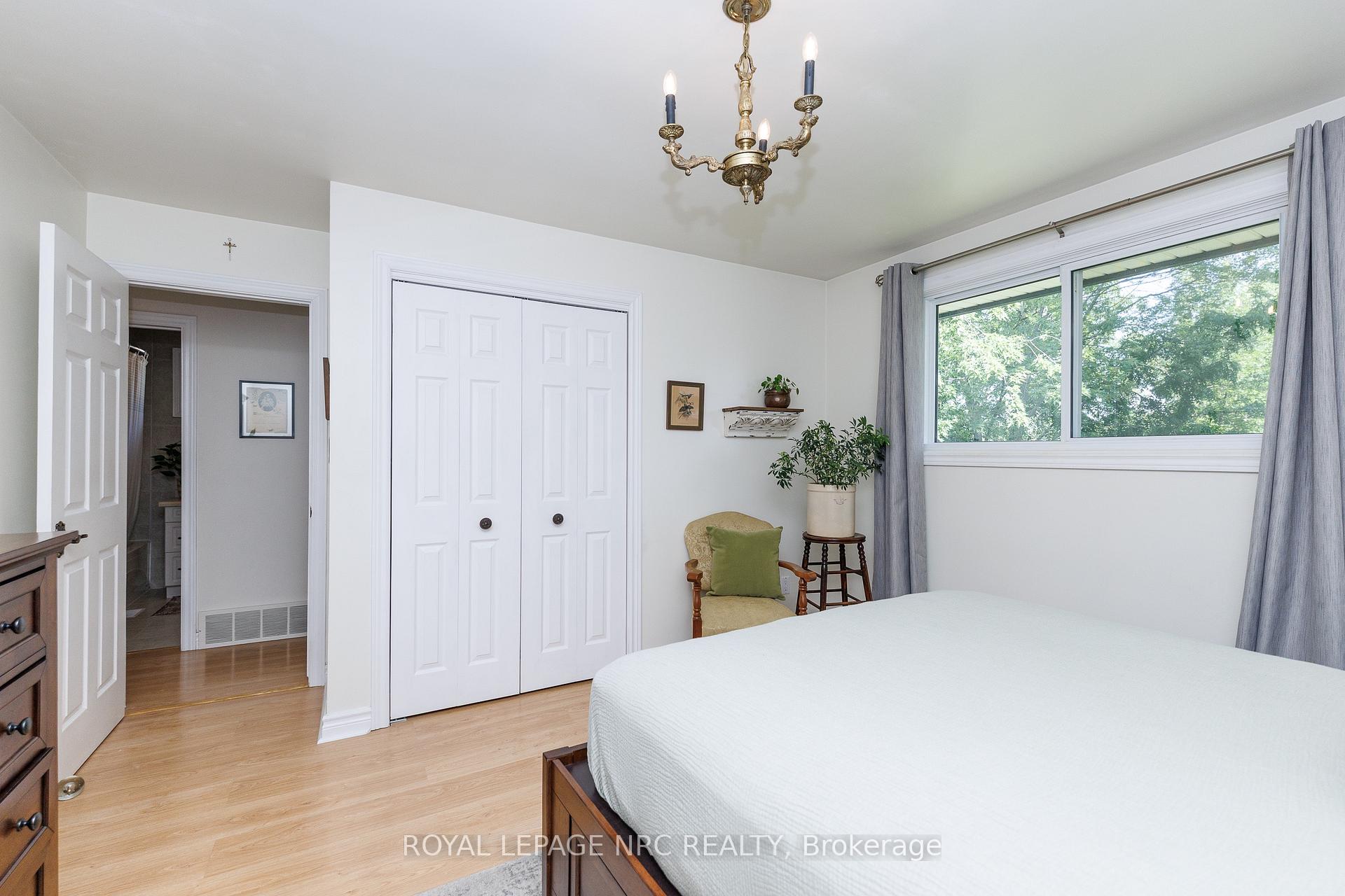 Photo 20 of 8025 Michael Street, Niagara Falls, Ascot — HOMEH