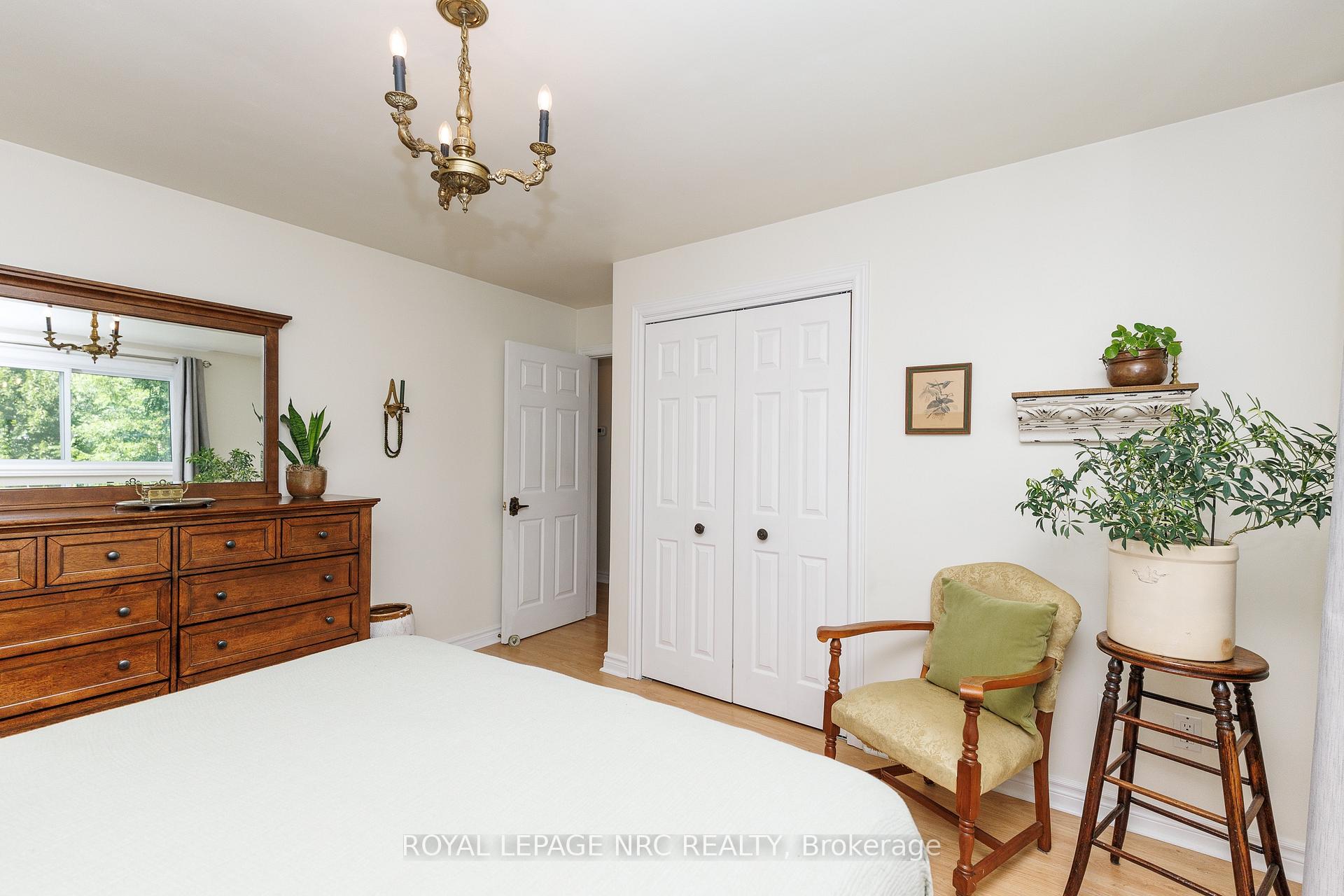 Photo 21 of 8025 Michael Street, Niagara Falls, Ascot — HOMEH