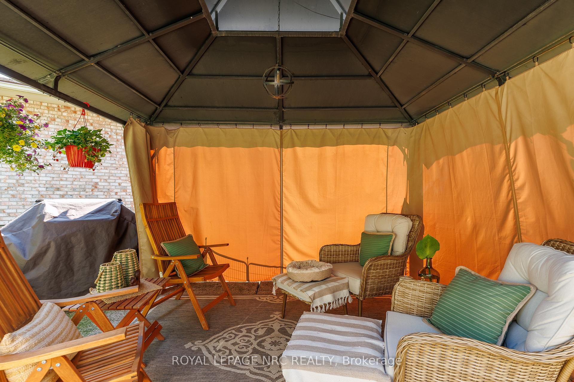 Photo 31 of 8025 Michael Street, Niagara Falls, Ascot — HOMEH