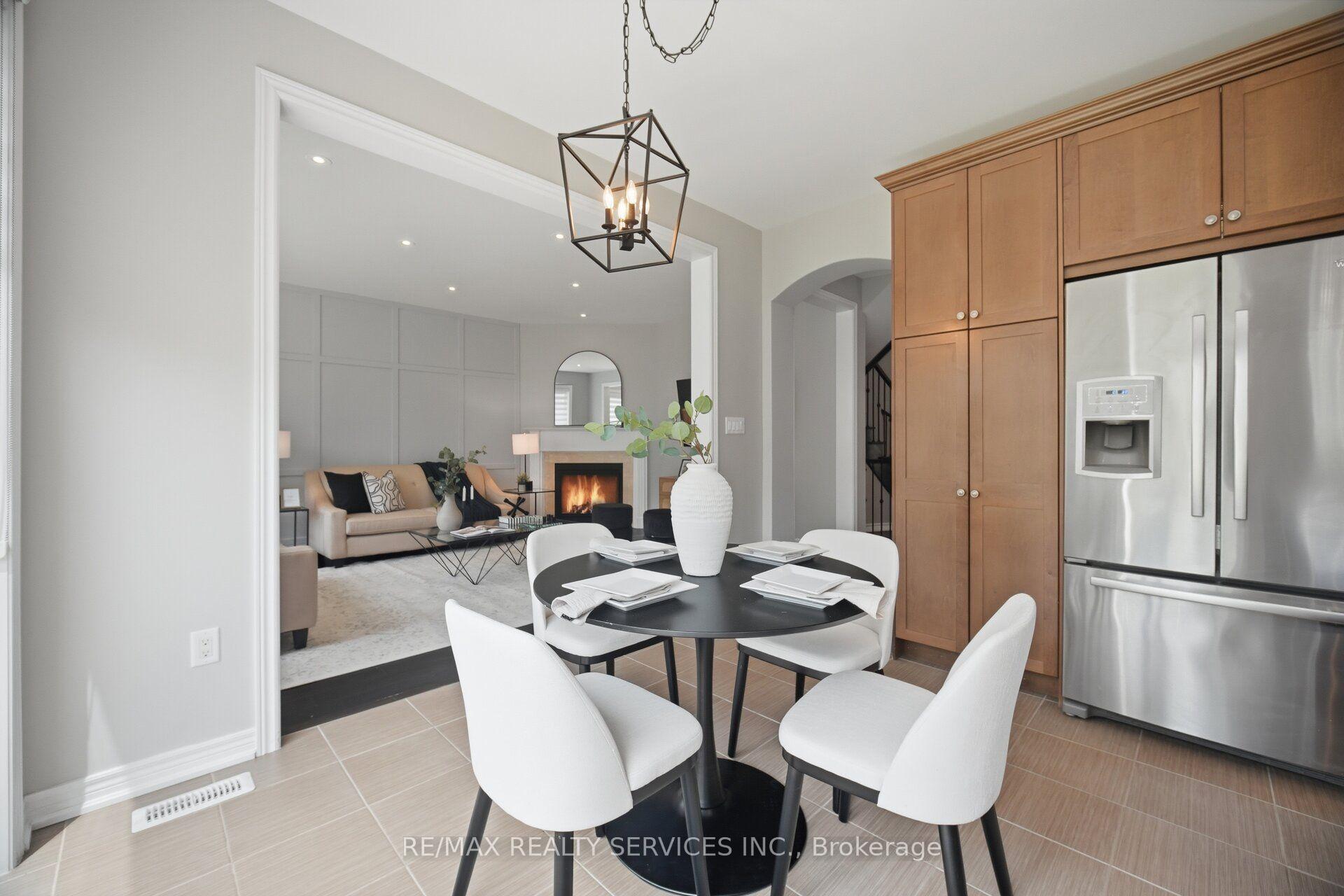 Photo 15 of 164 Bonnieglen Farm Boulevard, Caledon, Rural Caledon — HOMEH