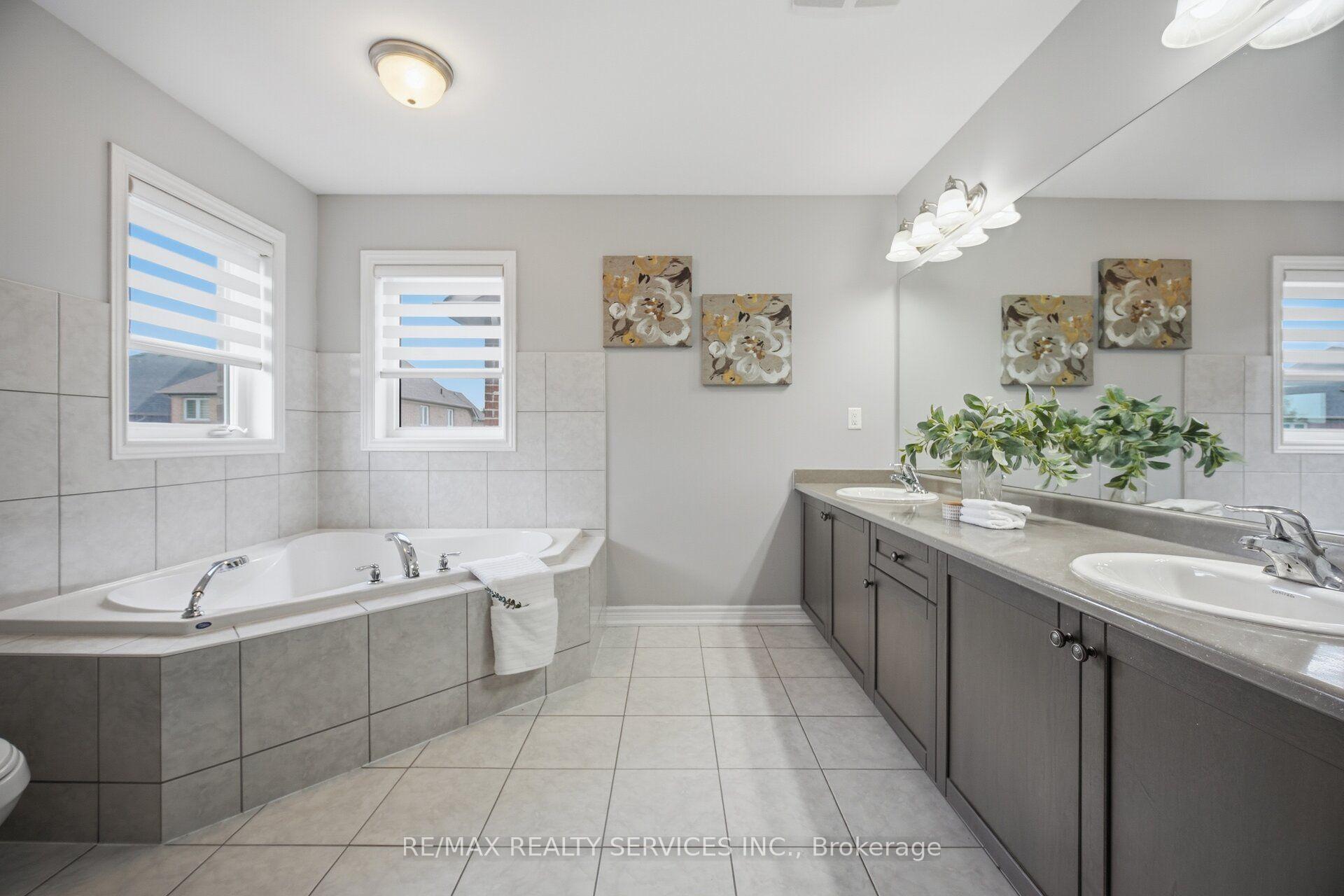 Photo 31 of 164 Bonnieglen Farm Boulevard, Caledon, Rural Caledon — HOMEH
