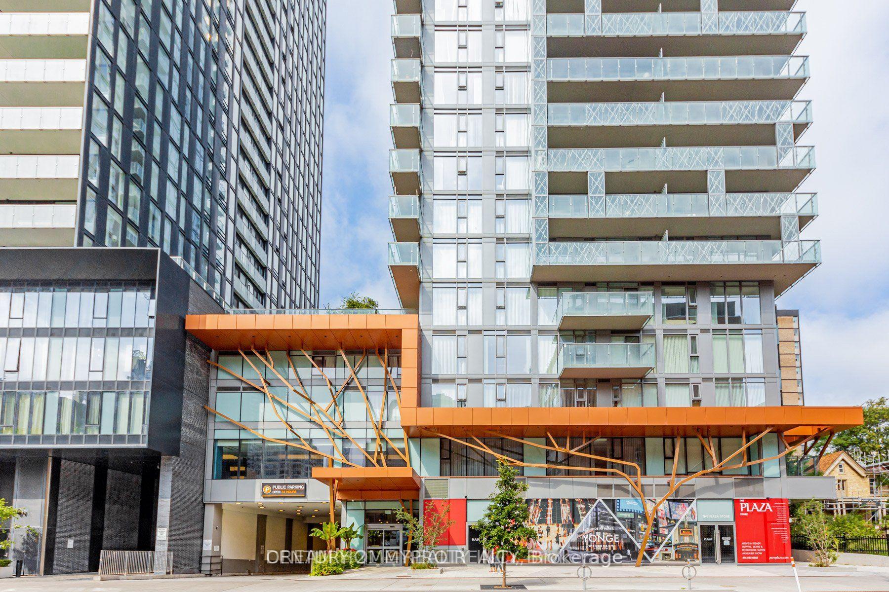Photo 3 of Unit 4002, 50 Wellesley Street E, Toronto, Church-Yonge Corridor — HOMEH