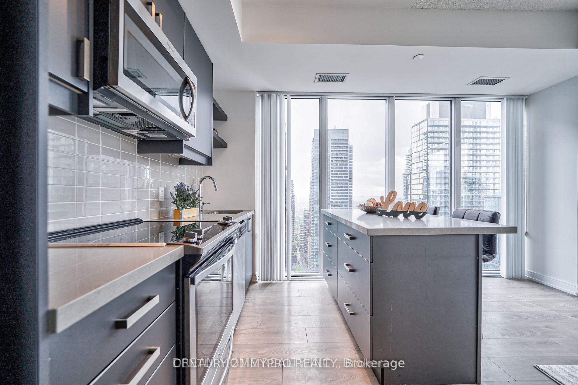 Photo 13 of Unit 4002, 50 Wellesley Street E, Toronto, Church-Yonge Corridor — HOMEH