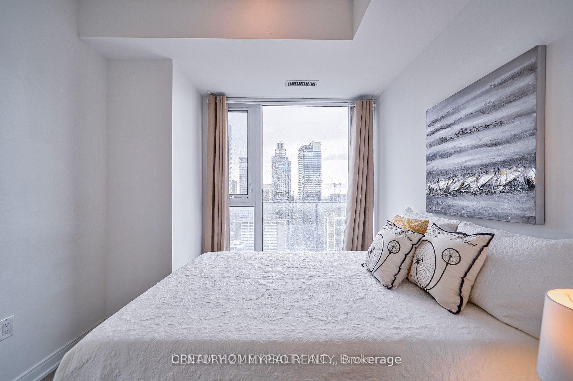 Photo 18 of Unit 4002, 50 Wellesley Street E, Toronto, Church-Yonge Corridor — HOMEH