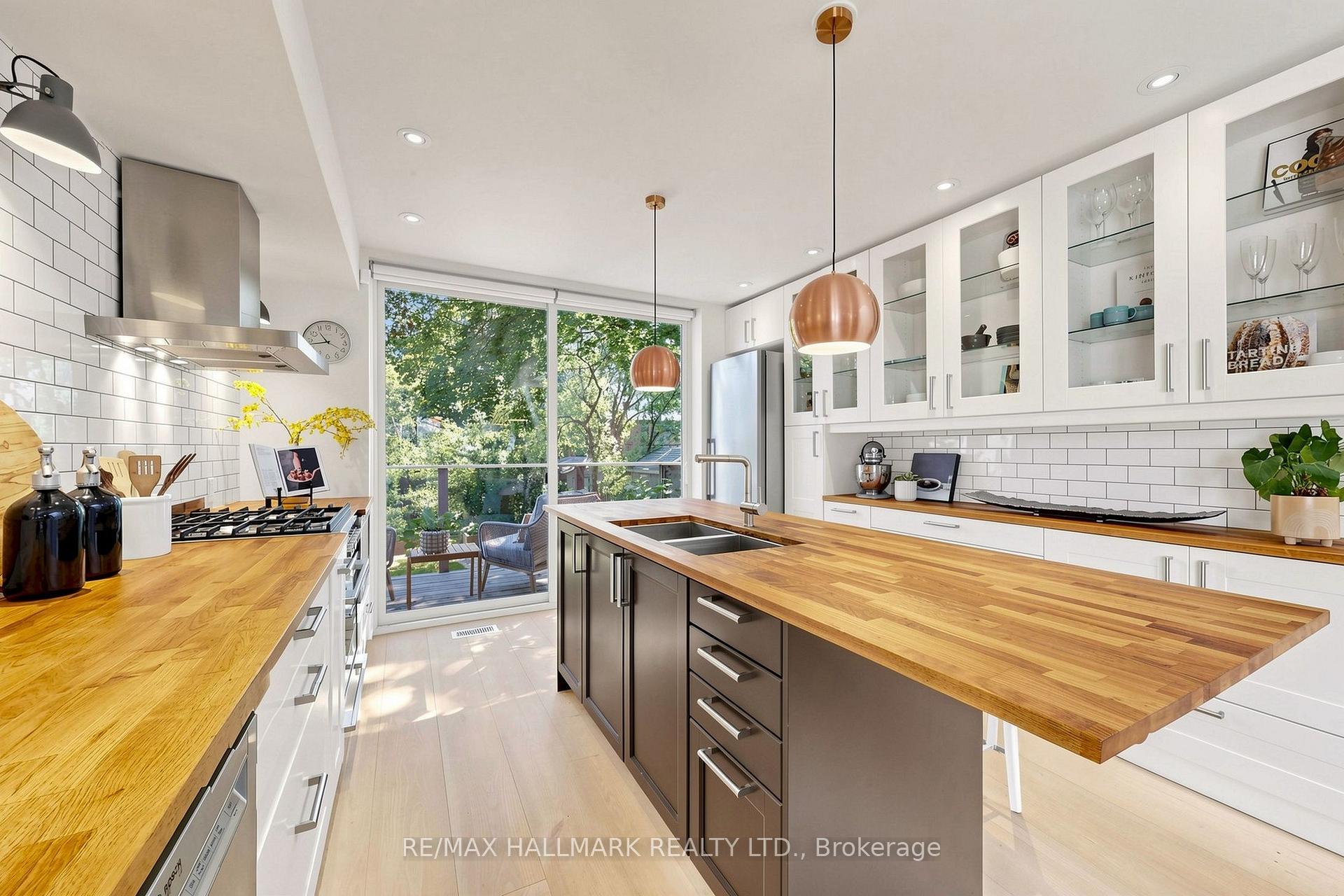 Photo 10 of 17 Ingham Avenue, Toronto, North Riverdale — HOMEH