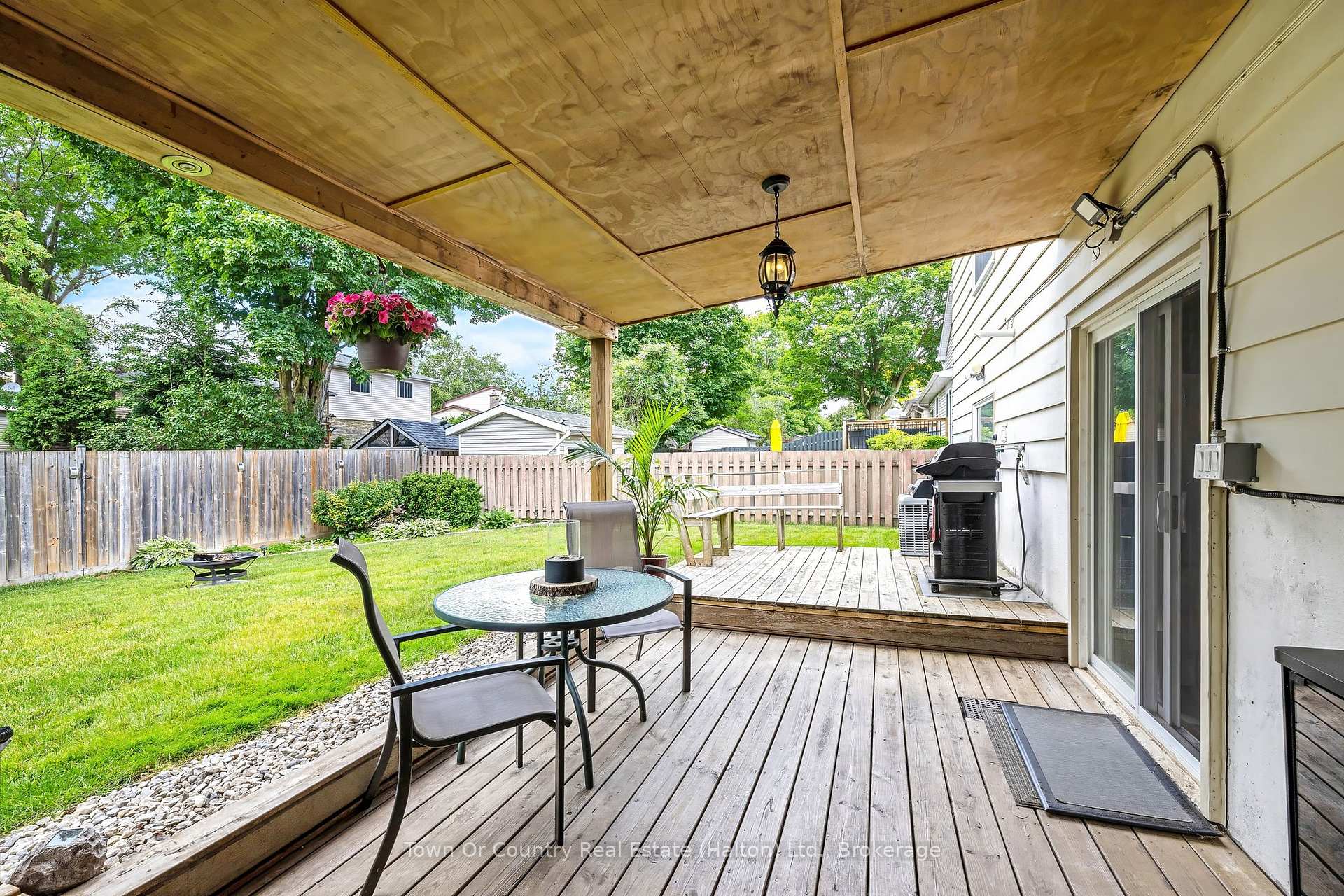 Photo 30 of 14 Rosemary Road, Halton Hills, Acton — HOMEH
