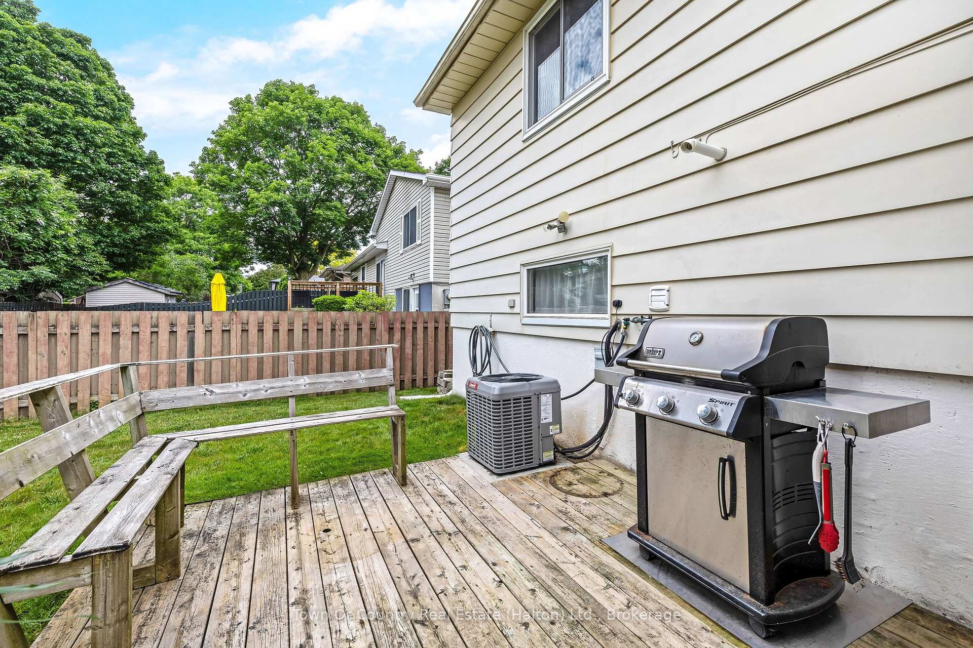 Photo 31 of 14 Rosemary Road, Halton Hills, Acton — HOMEH