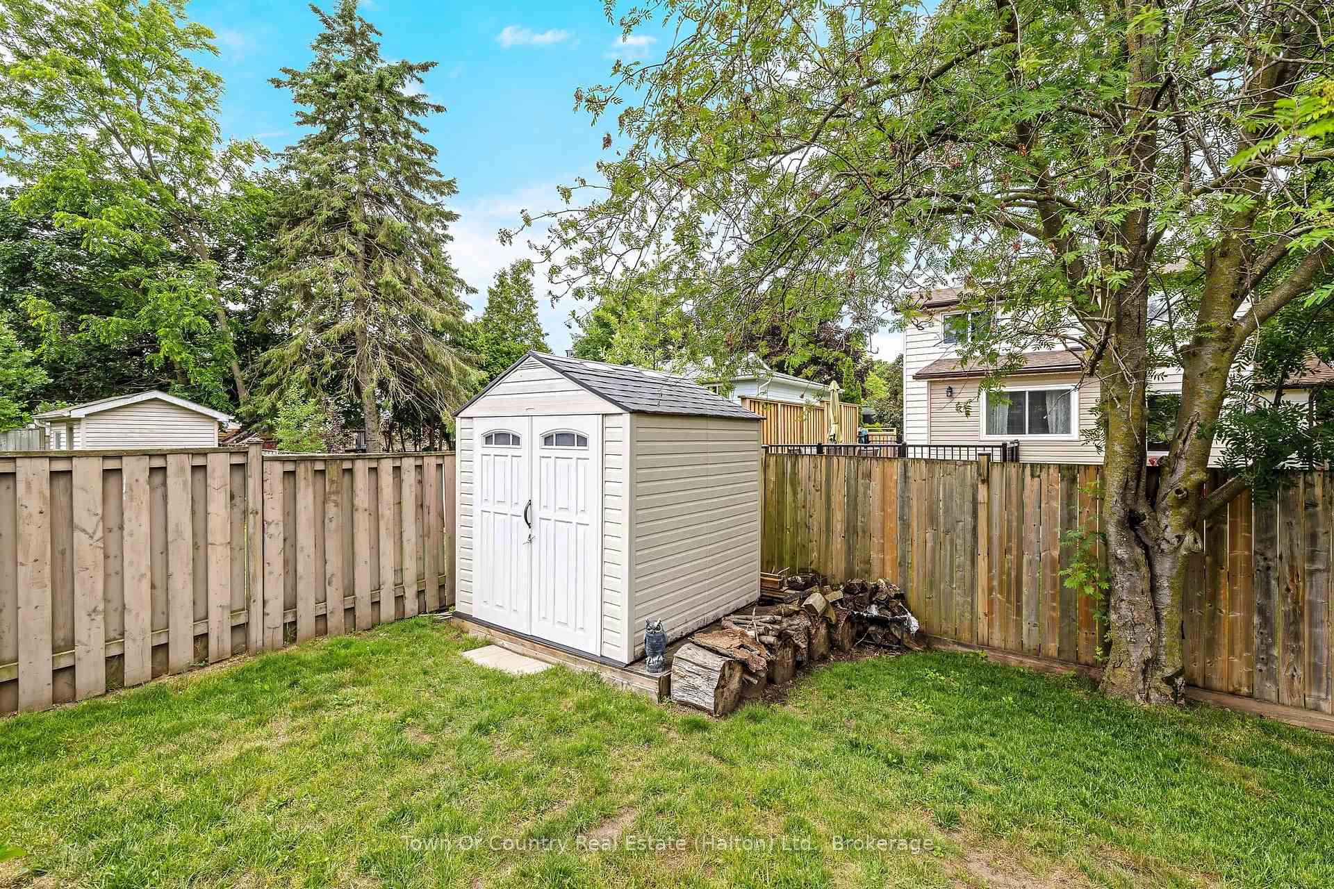 Photo 34 of 14 Rosemary Road, Halton Hills, Acton — HOMEH