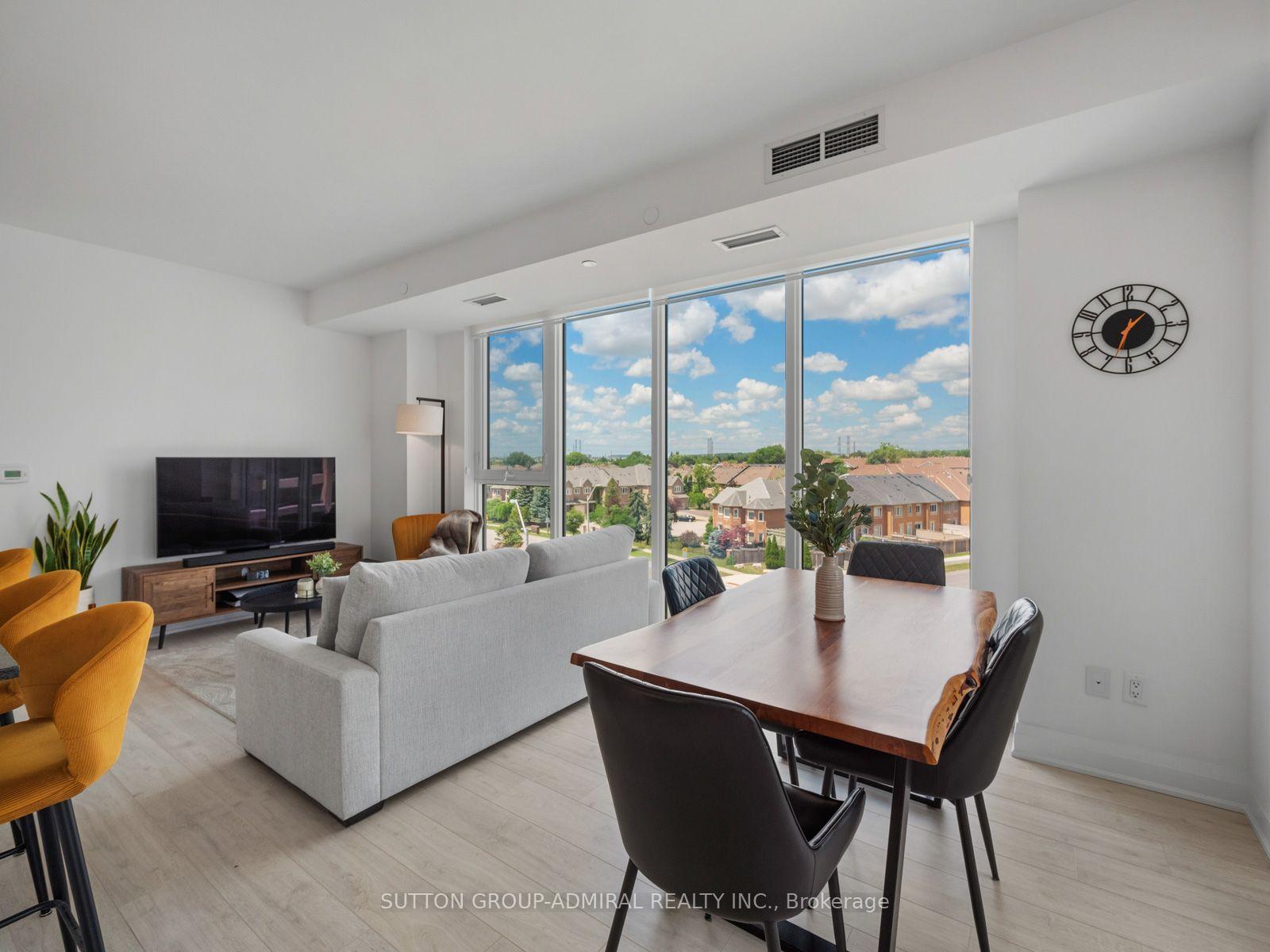 Photo 12 of Unit 413, 10 Gatineau Drive, Vaughan, Beverley Glen — HOMEH