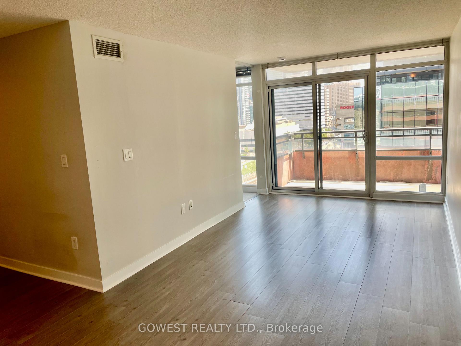 Photo 5 of Unit 1507, 4K Spadina Avenue, Toronto, Waterfront Communities — HOMEH