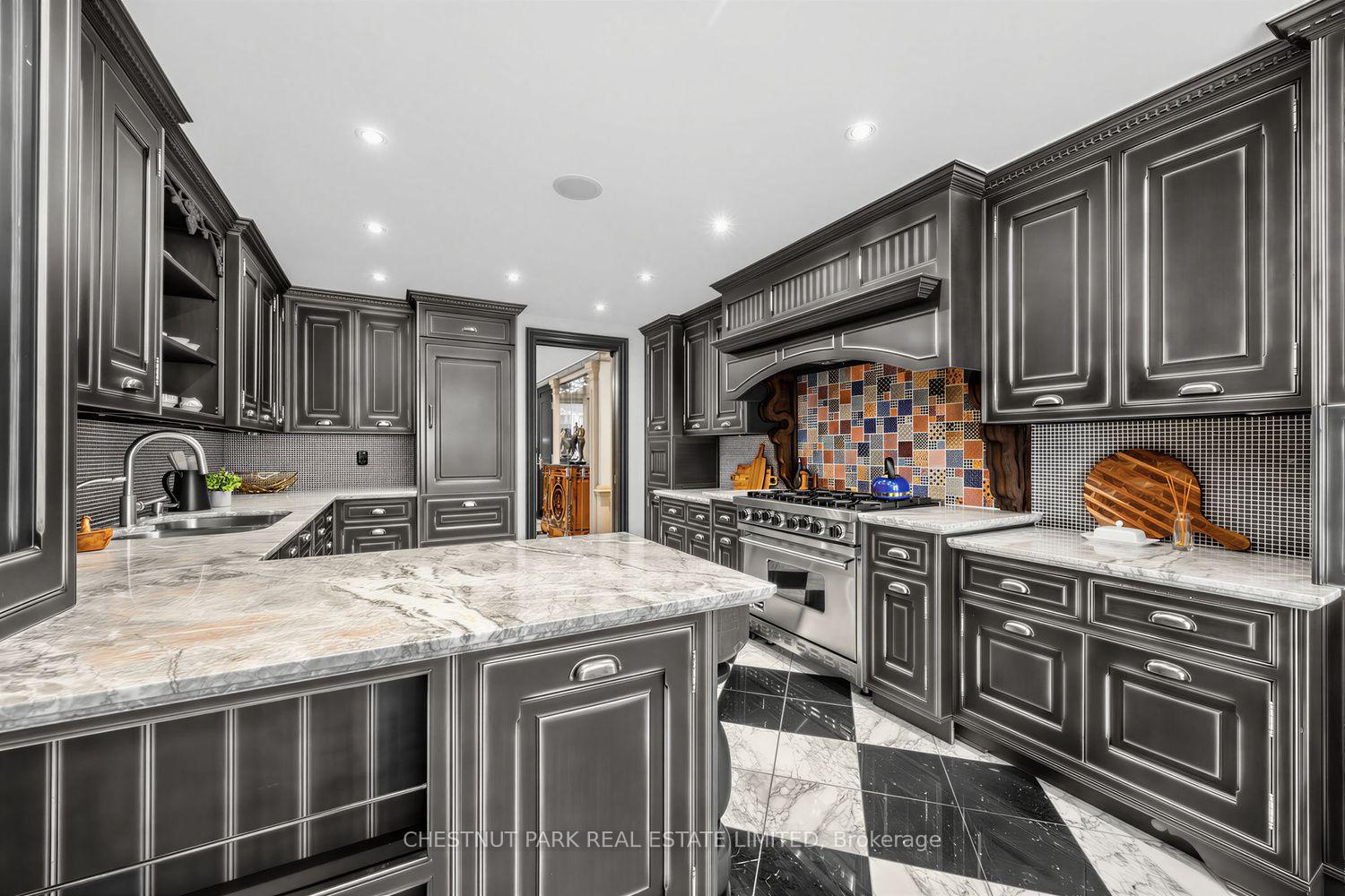 Photo 13 of Unit 705, 33 Delisle Avenue, Toronto, Yonge-St. Clair — HOMEH