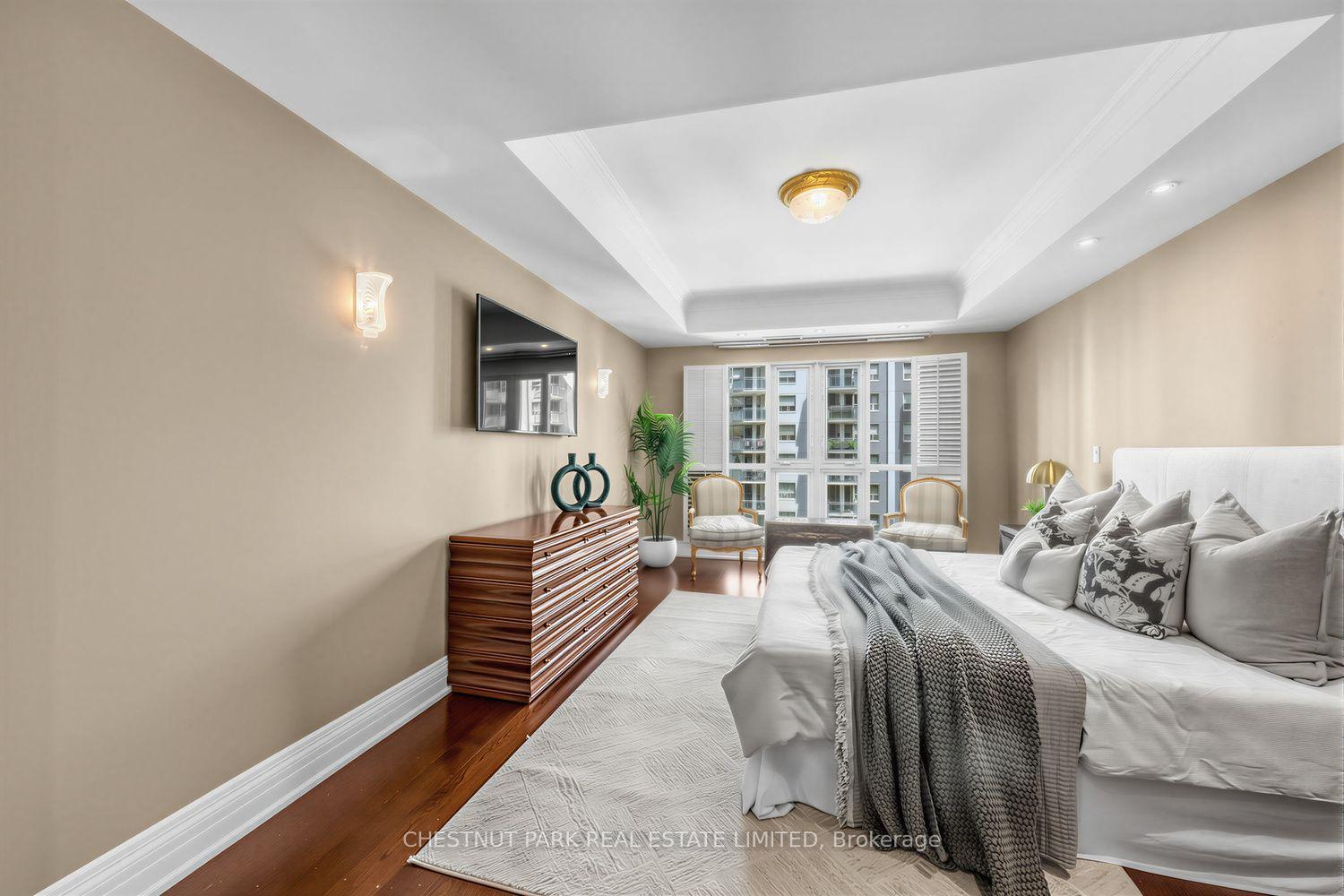 Photo 21 of Unit 705, 33 Delisle Avenue, Toronto, Yonge-St. Clair — HOMEH