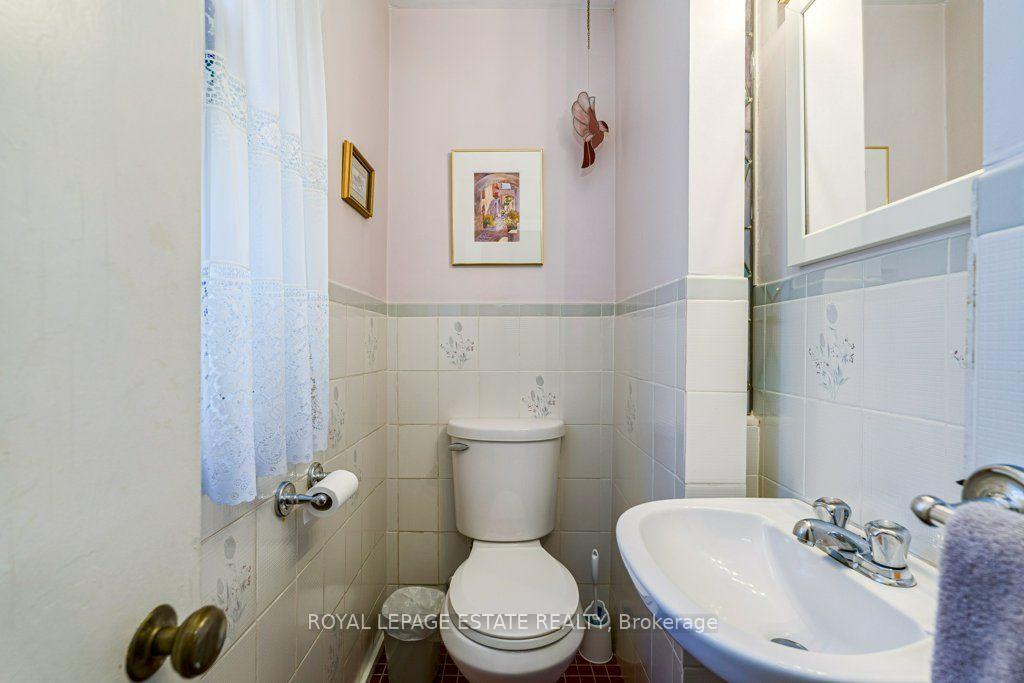 Photo 10 of 181 Silver Birch Avenue, Toronto, The Beaches — HOMEH