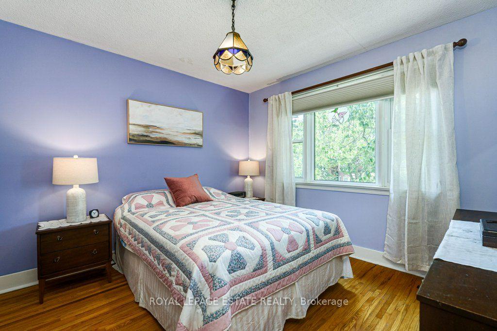 Photo 12 of 181 Silver Birch Avenue, Toronto, The Beaches — HOMEH