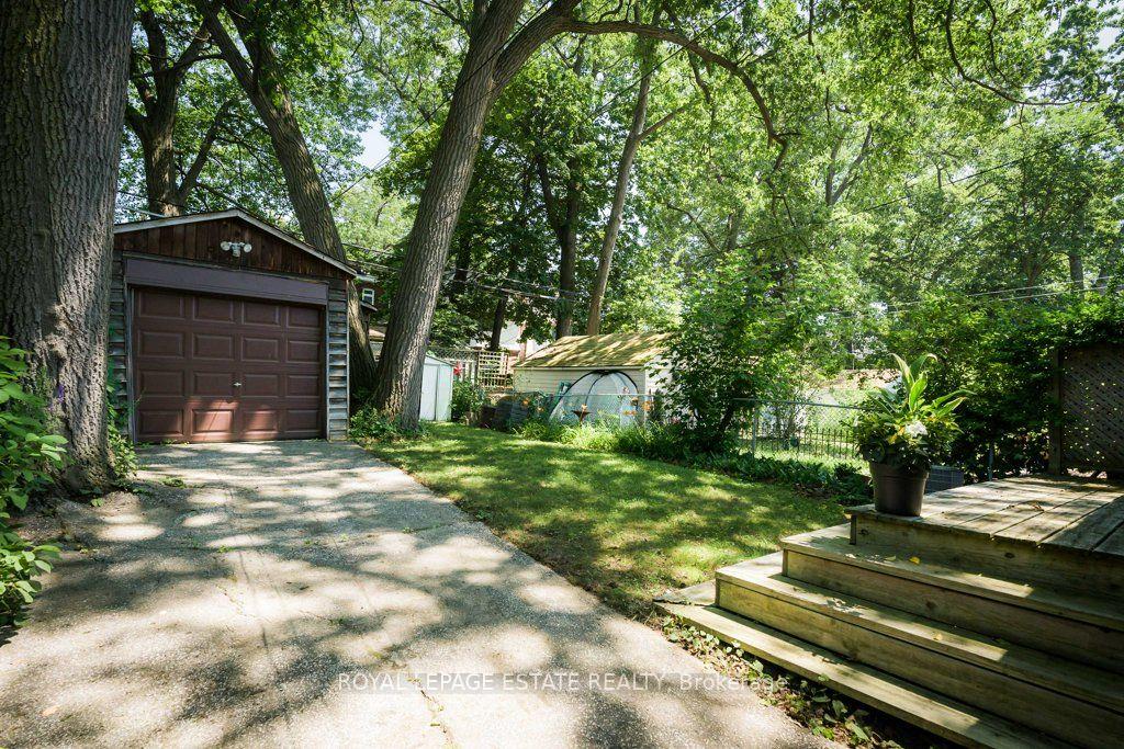 Photo 19 of 181 Silver Birch Avenue, Toronto, The Beaches — HOMEH
