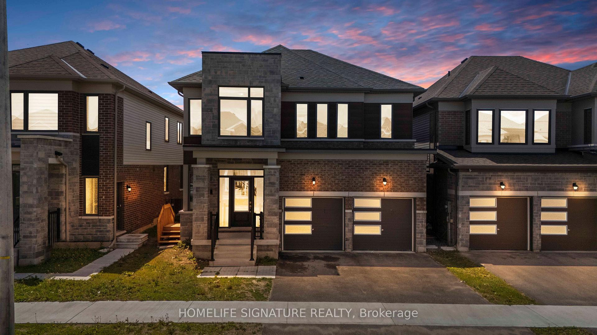 Photo 2 of 11 Ludlow Drive, Barrie, Rural Barrie Southeast — HOMEH