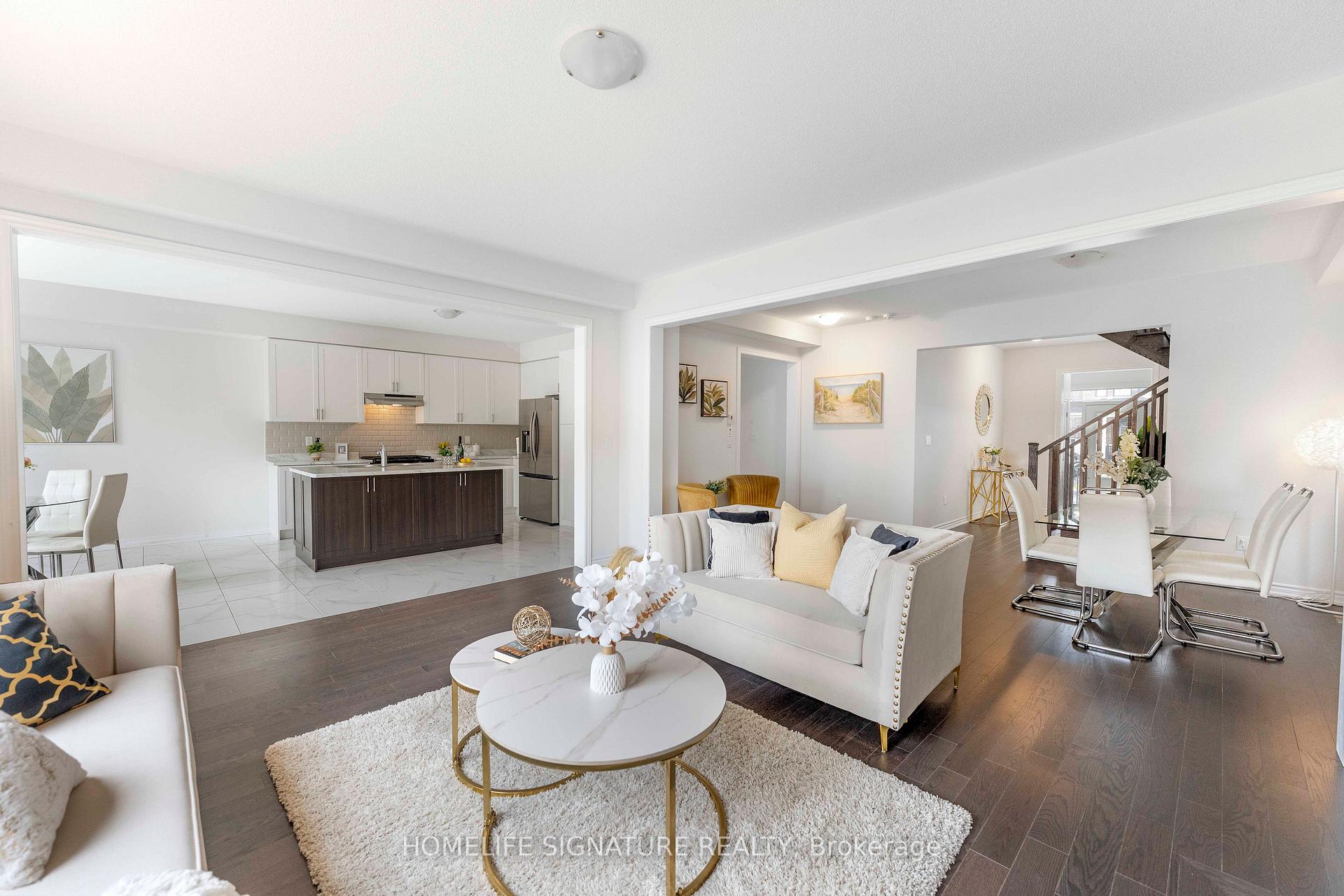 Photo 15 of 11 Ludlow Drive, Barrie, Rural Barrie Southeast — HOMEH