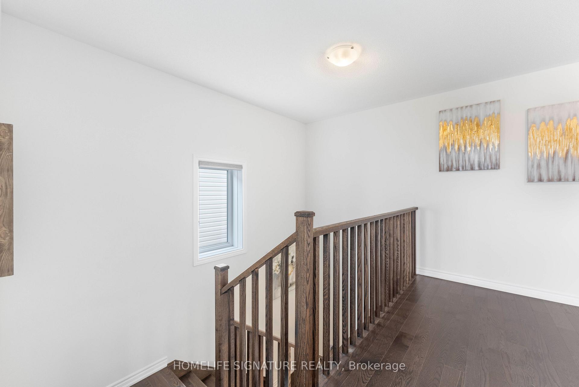 Photo 17 of 11 Ludlow Drive, Barrie, Rural Barrie Southeast — HOMEH