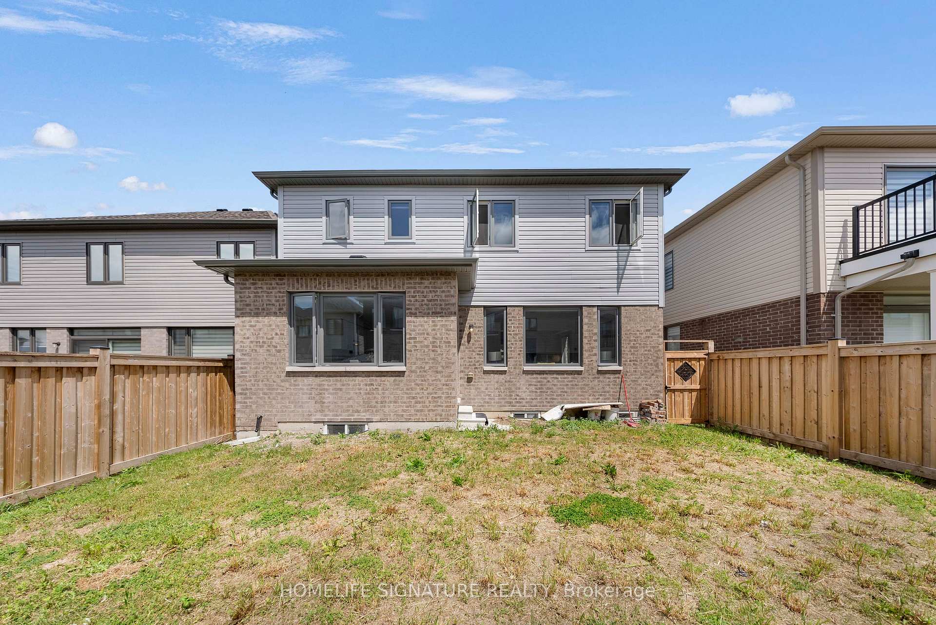 Photo 47 of 11 Ludlow Drive, Barrie, Rural Barrie Southeast — HOMEH