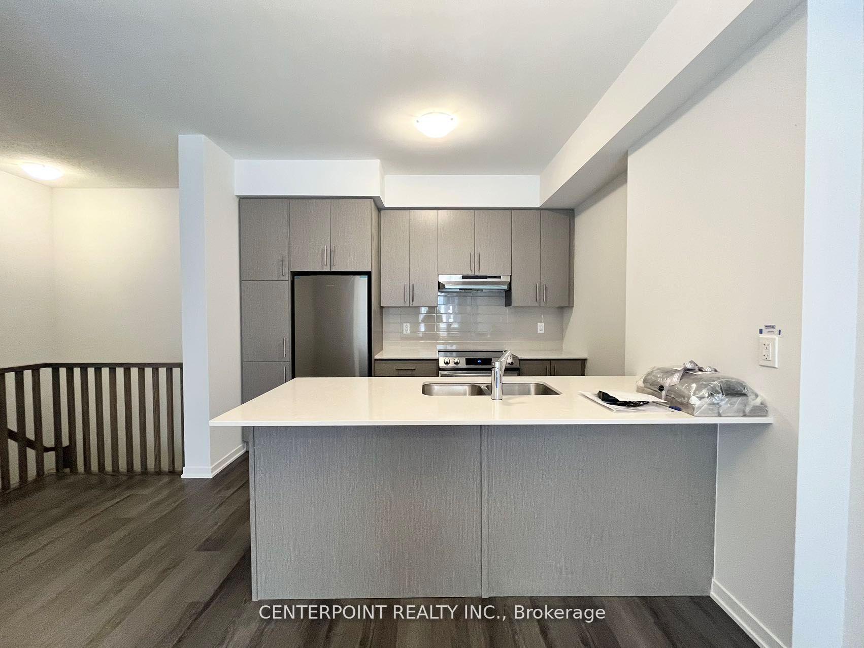 Photo 2 of Unit 40, 15 William Jackson Way, Etobicoke, New Toronto — HOMEH