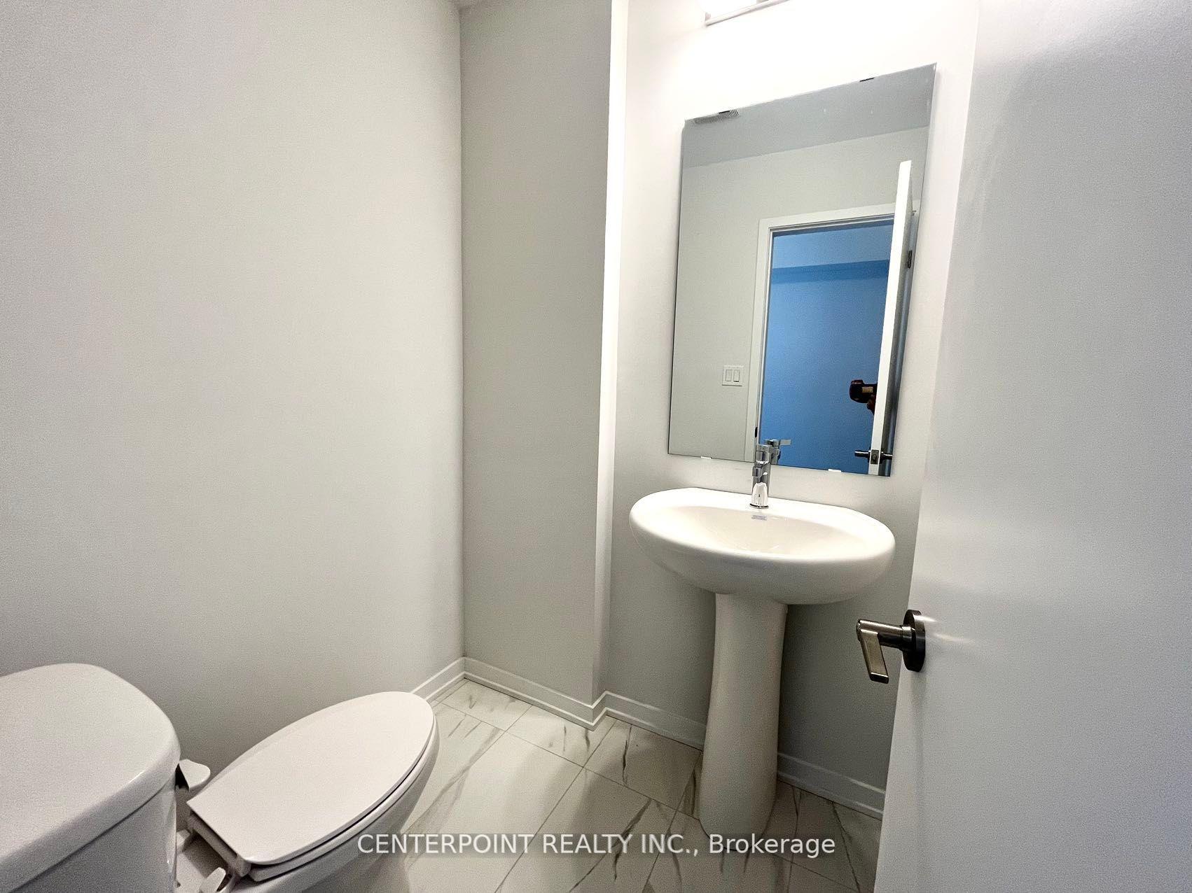 Photo 7 of Unit 40, 15 William Jackson Way, Etobicoke, New Toronto — HOMEH