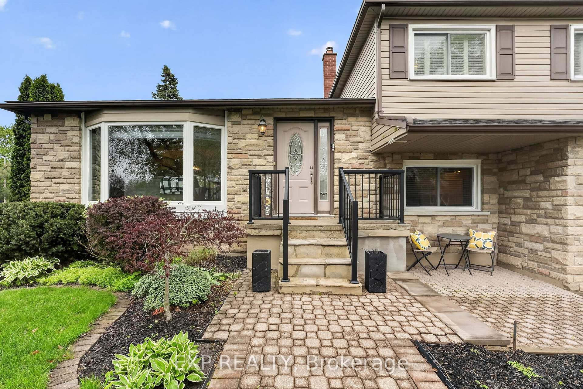 Photo 4 of 3510 Yale Crescent, Niagara Falls, Casey — HOMEH