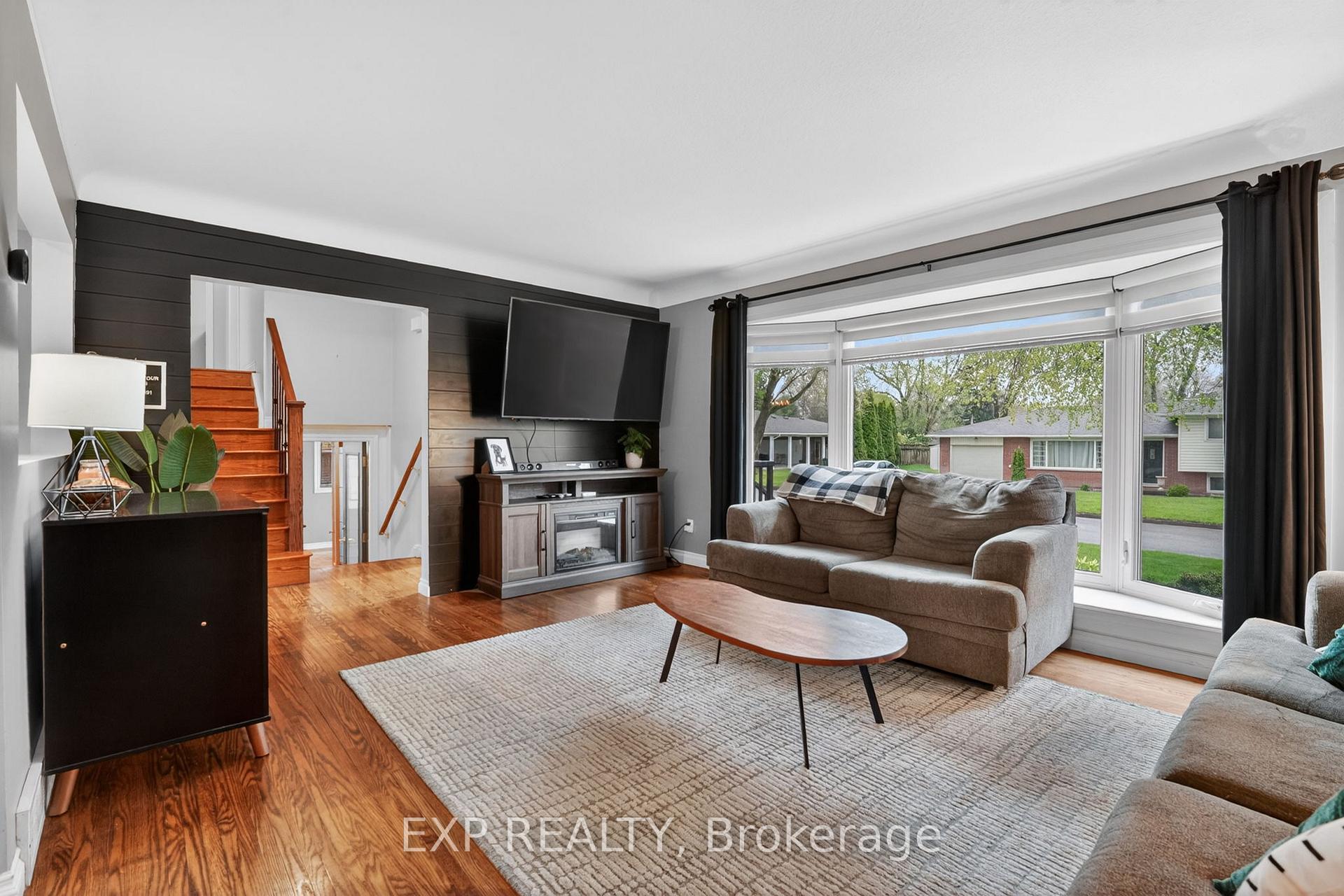Photo 8 of 3510 Yale Crescent, Niagara Falls, Casey — HOMEH
