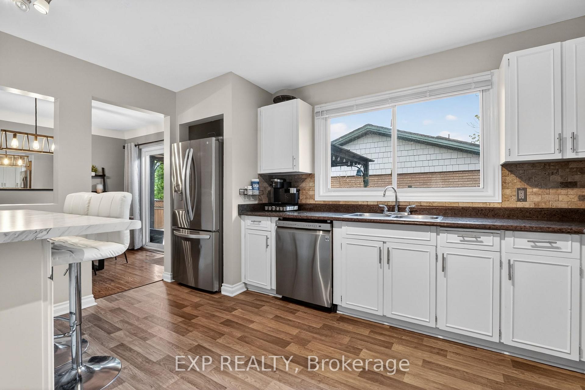 Photo 15 of 3510 Yale Crescent, Niagara Falls, Casey — HOMEH