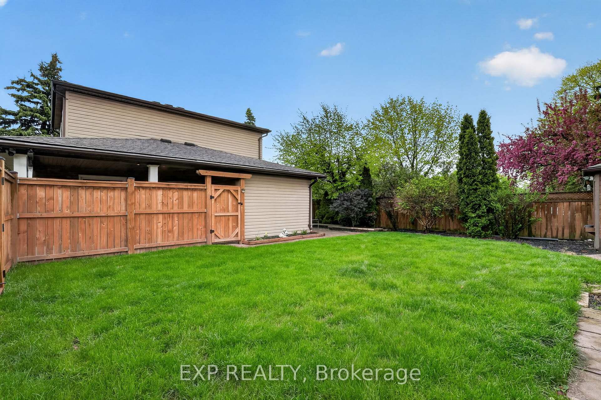 Photo 46 of 3510 Yale Crescent, Niagara Falls, Casey — HOMEH