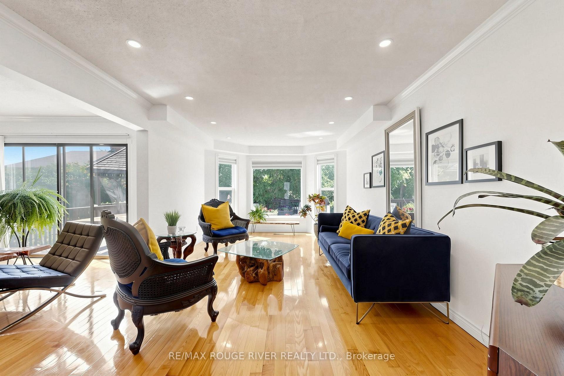 Photo 9 of 4 Atrium Lane, Scarborough, Rouge — HOMEH