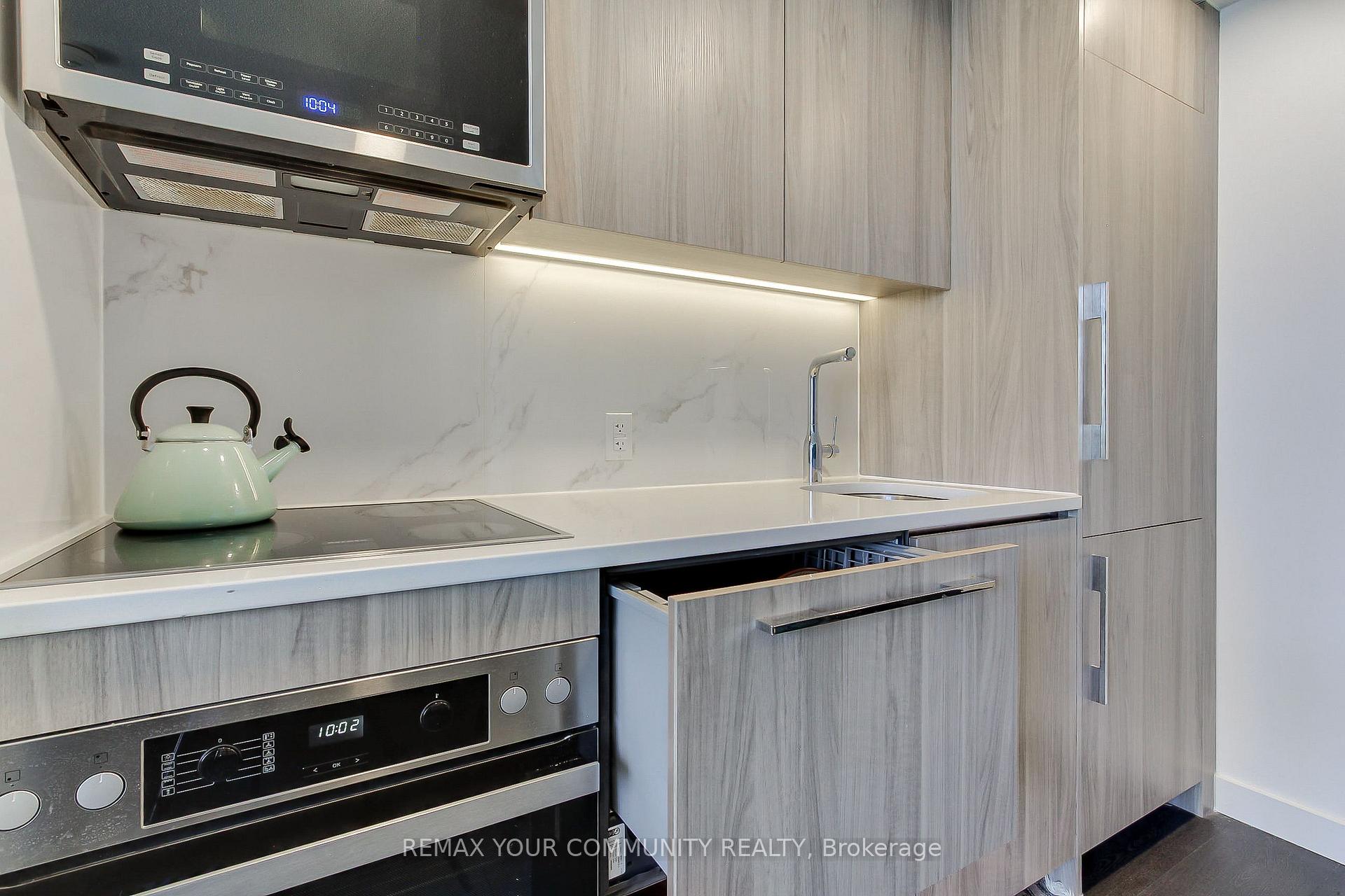 Photo 13 of Unit 2809, 38 Widmer Street, Toronto, Waterfront Communities — HOMEH