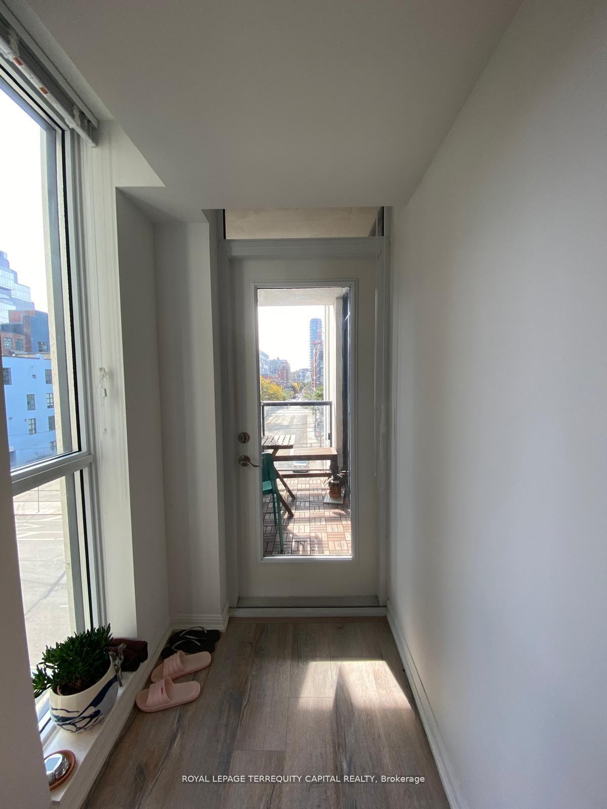 Photo 5 of Unit 504, 400 Adelaide Street E, Toronto, Moss Park — HOMEH