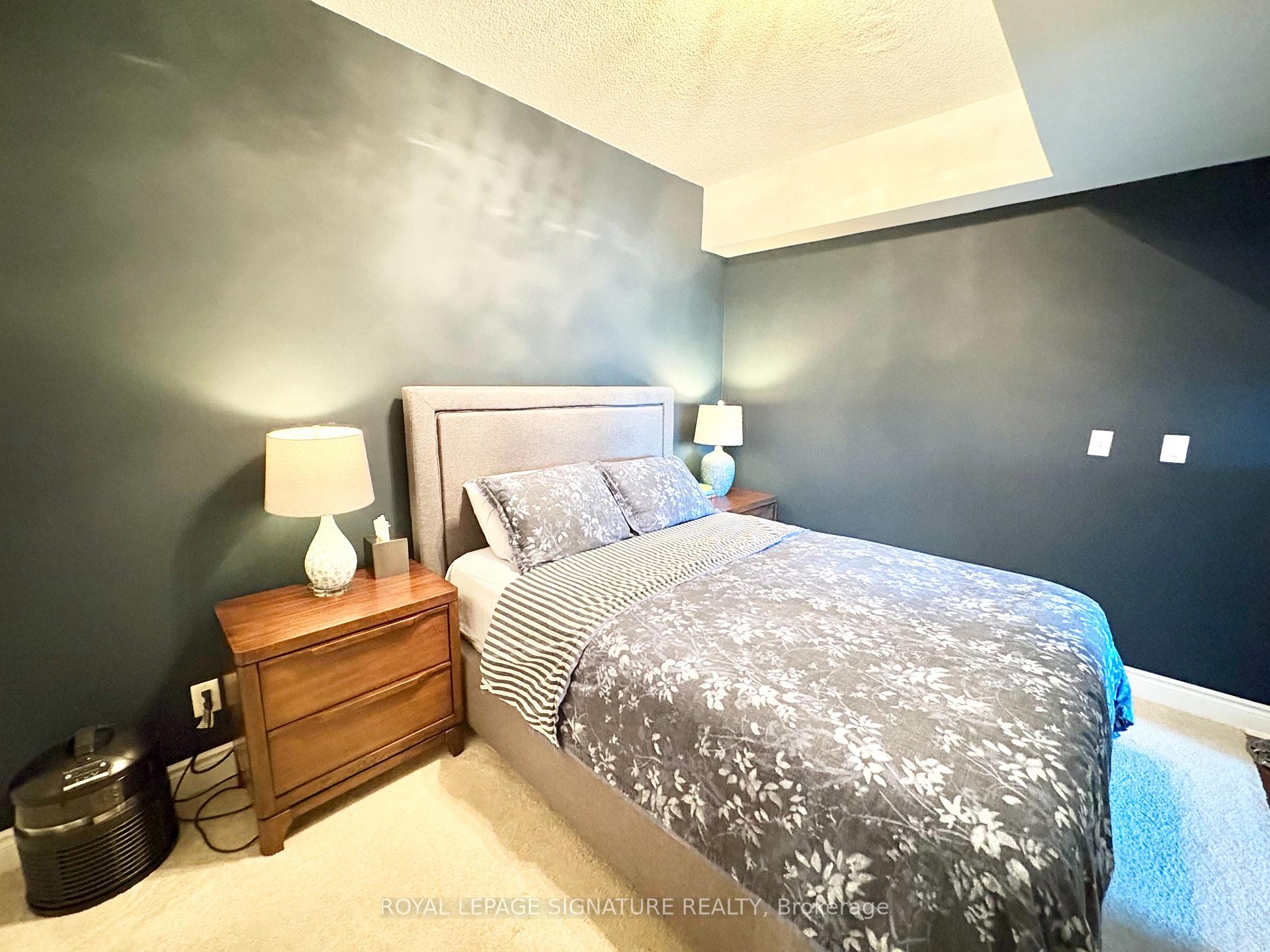 Photo 8 of Unit 211, 31 Olive Avenue, North York, Willowdale East — HOMEH