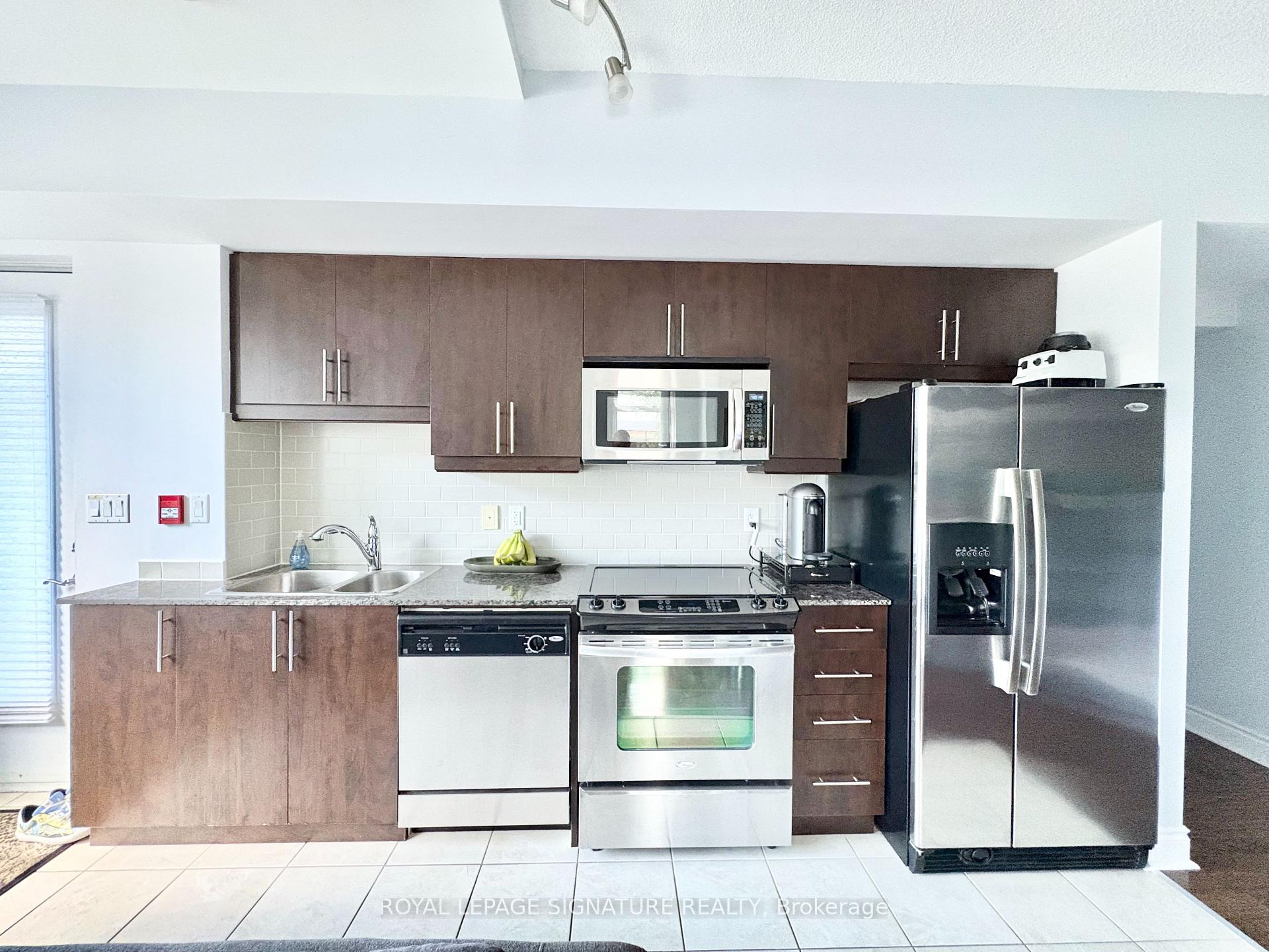 Photo 13 of Unit 211, 31 Olive Avenue, North York, Willowdale East — HOMEH