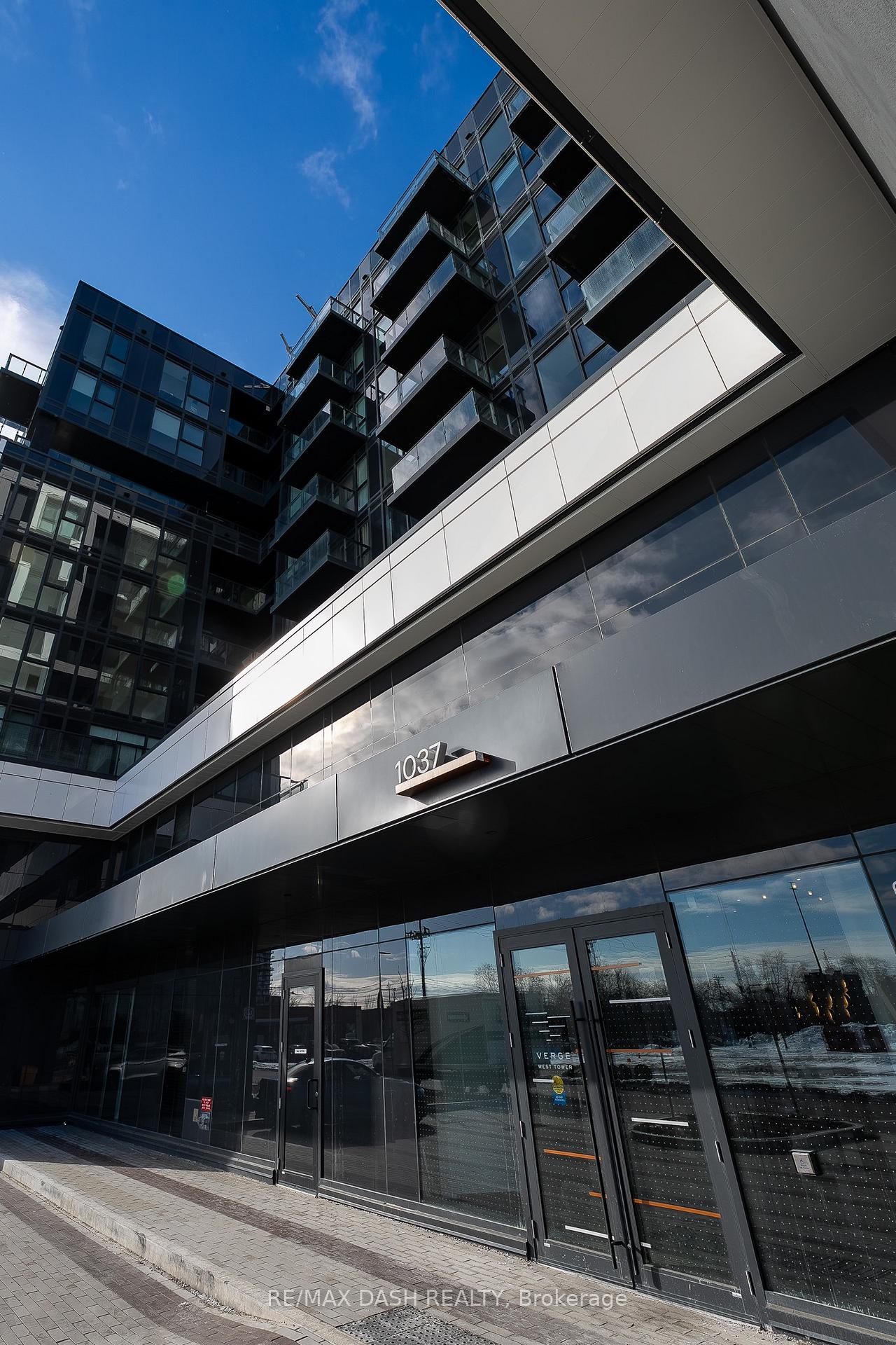 Photo 2 of Unit 507, 1037 The Queensway Avenue, Etobicoke, Islington-City Centre West — HOMEH